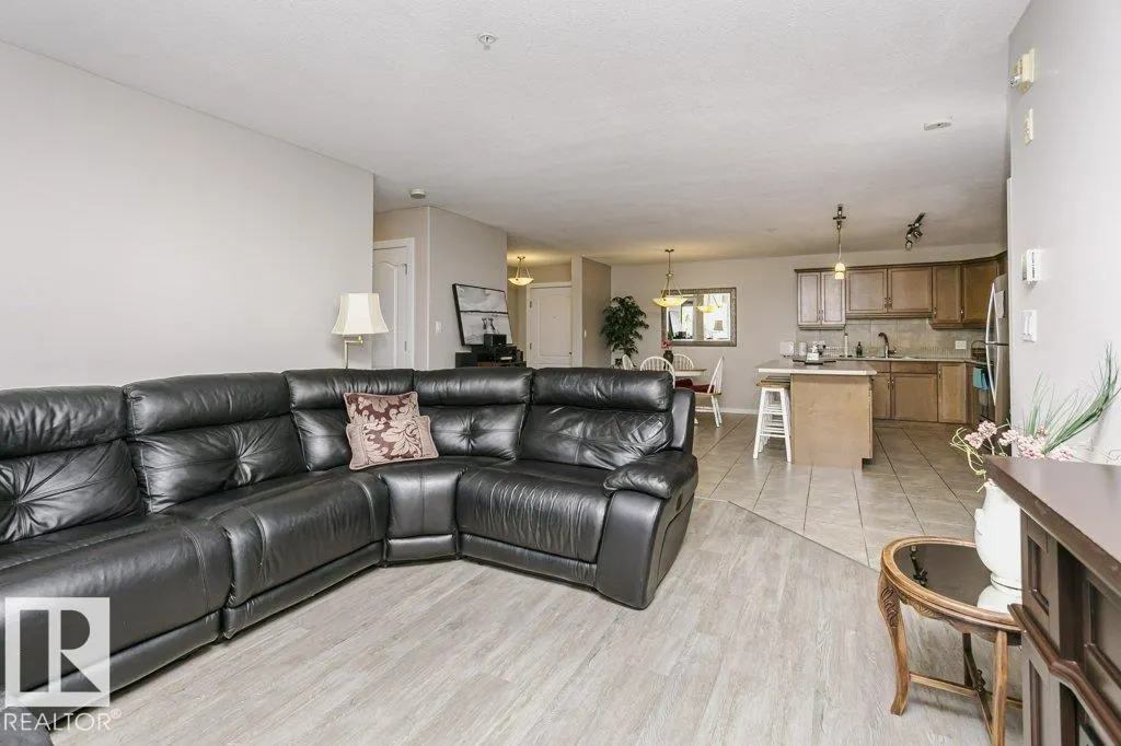 278 SUDER GREENS Drive