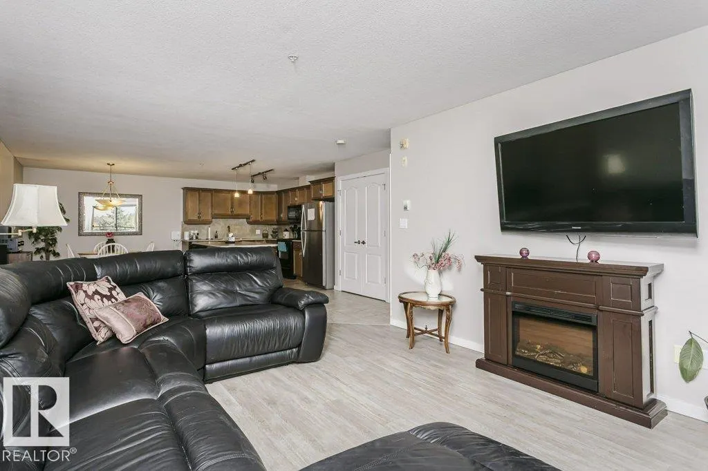 278 SUDER GREENS Drive
