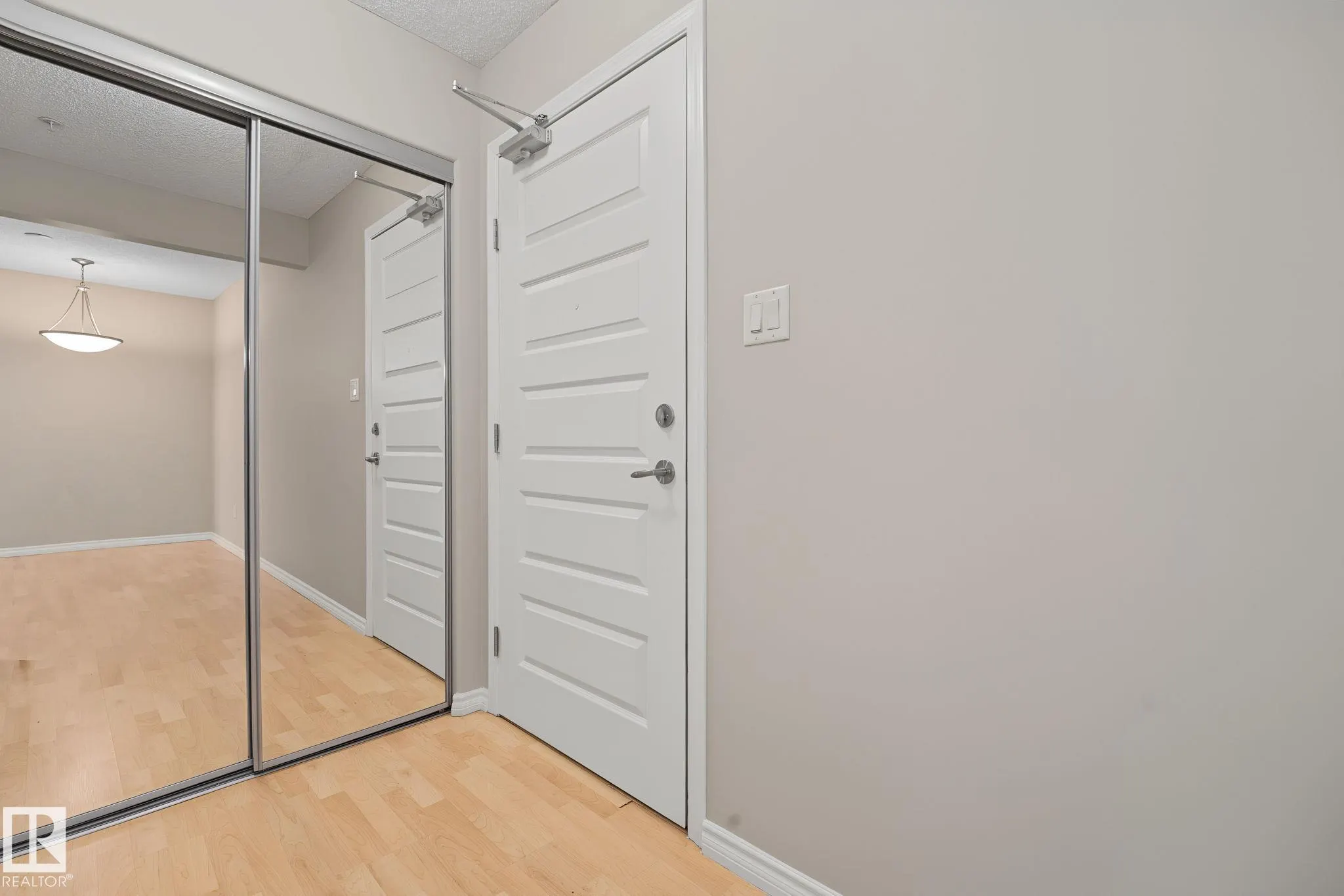 646 MCALLISTER Loop