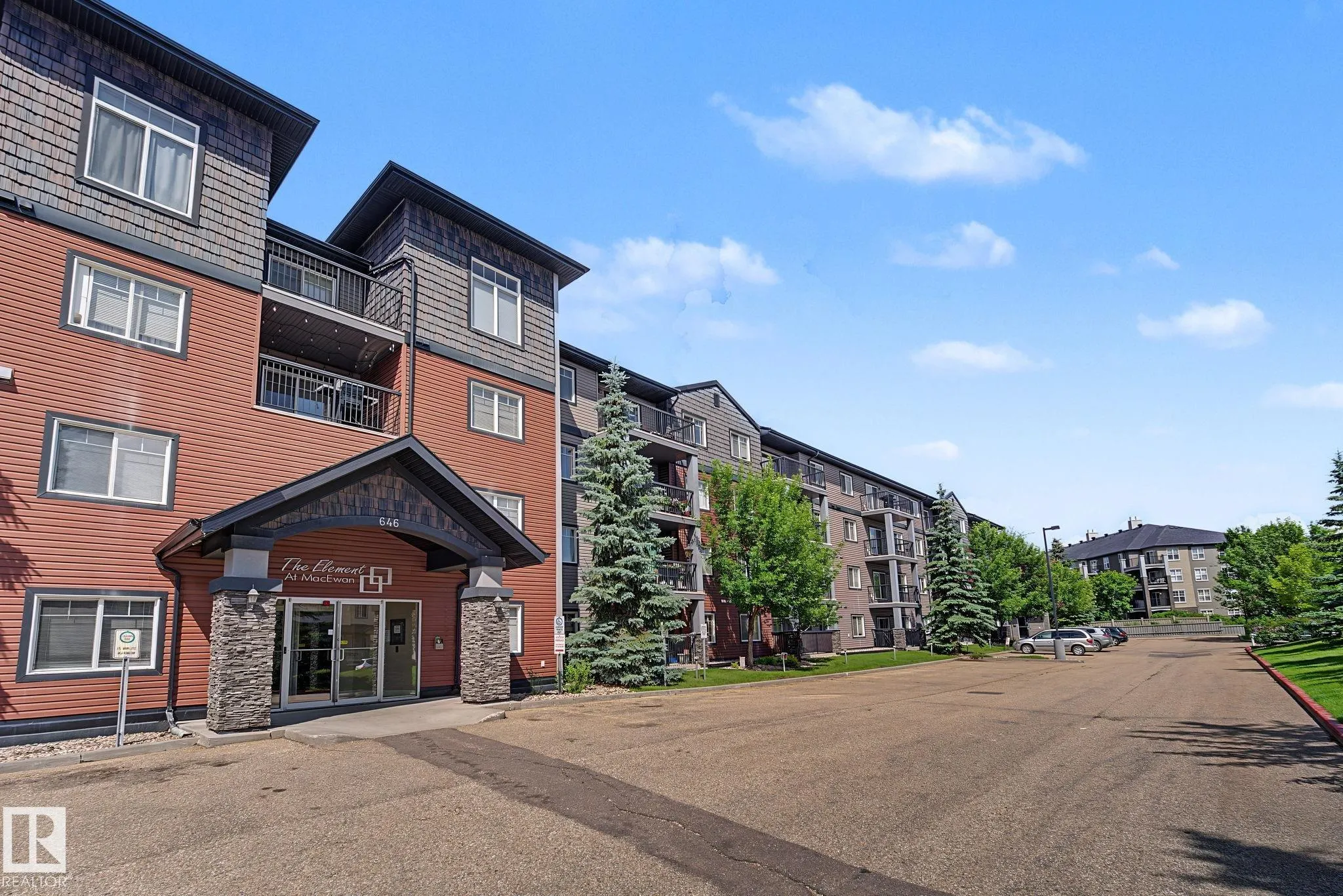 646 MCALLISTER Loop
