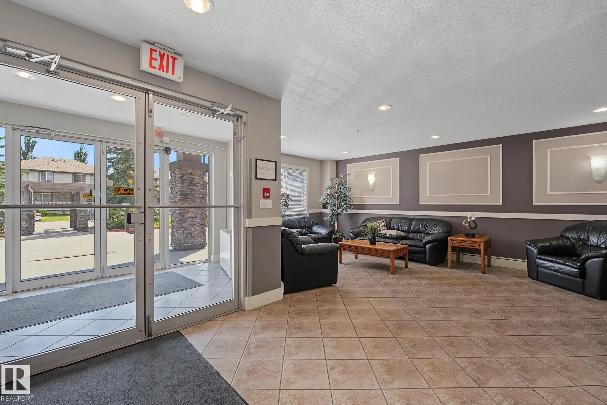 646 MCALLISTER Loop