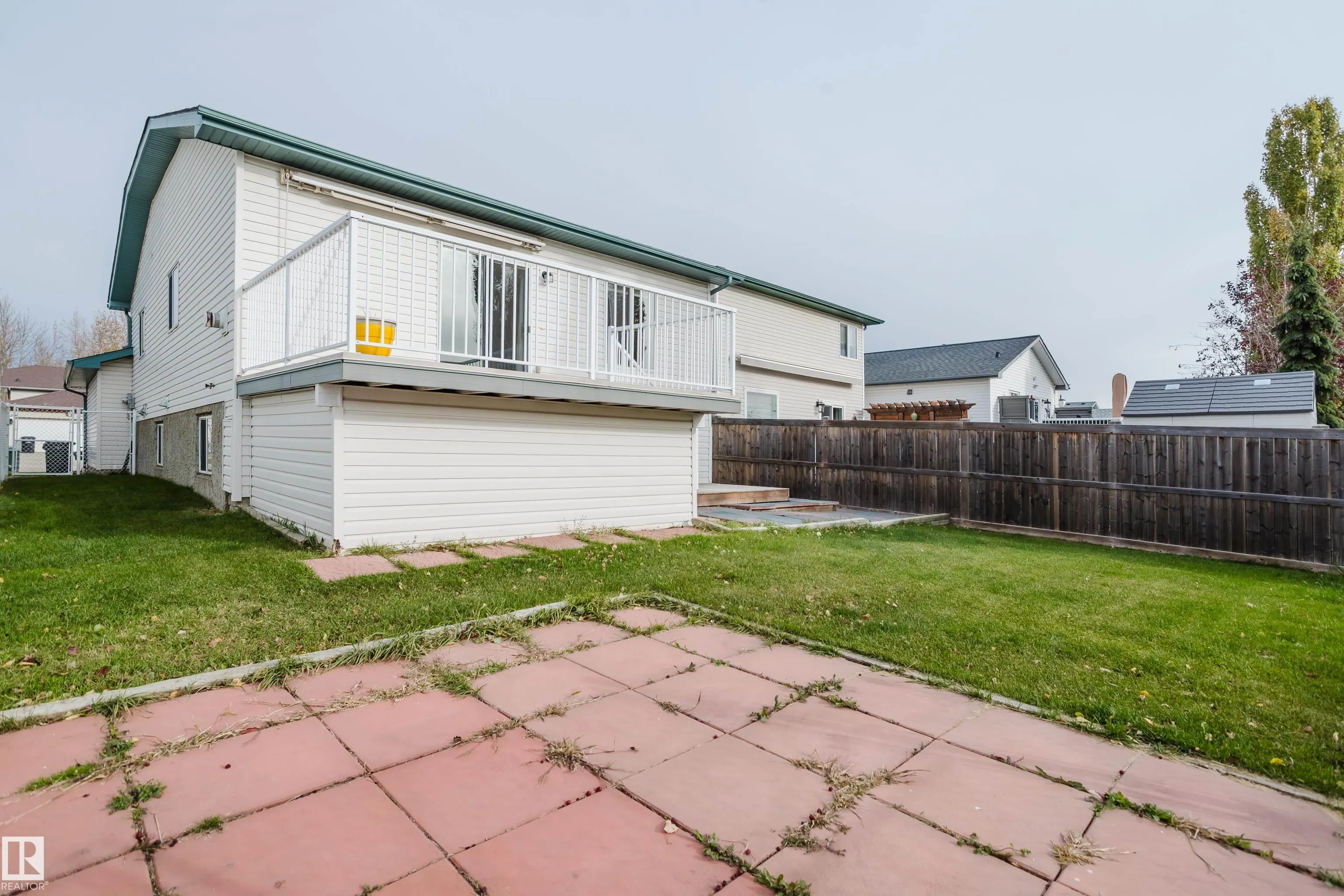 75 LANDSDOWNE Drive