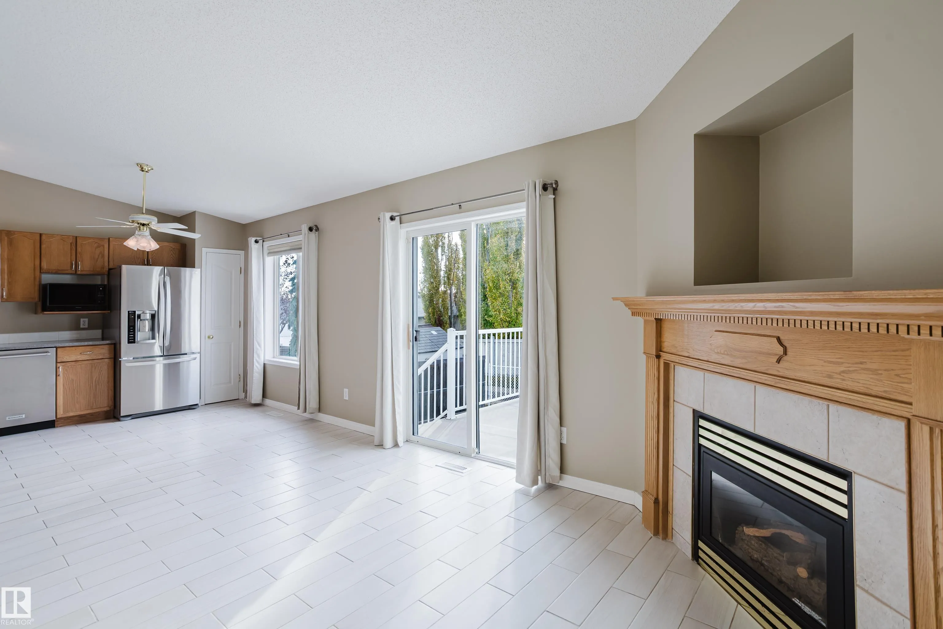 75 LANDSDOWNE Drive