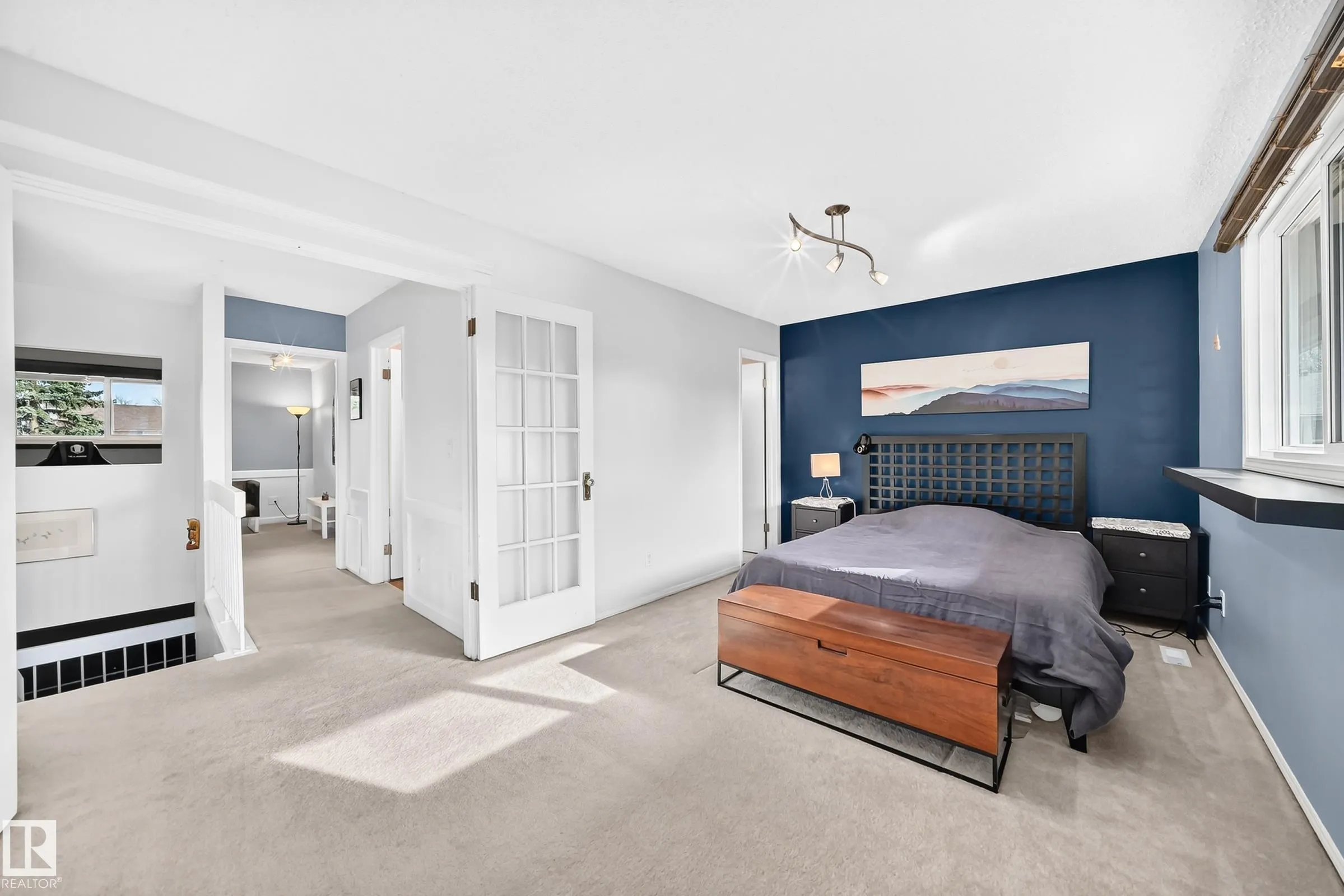 53 GLAEWYN Estates
