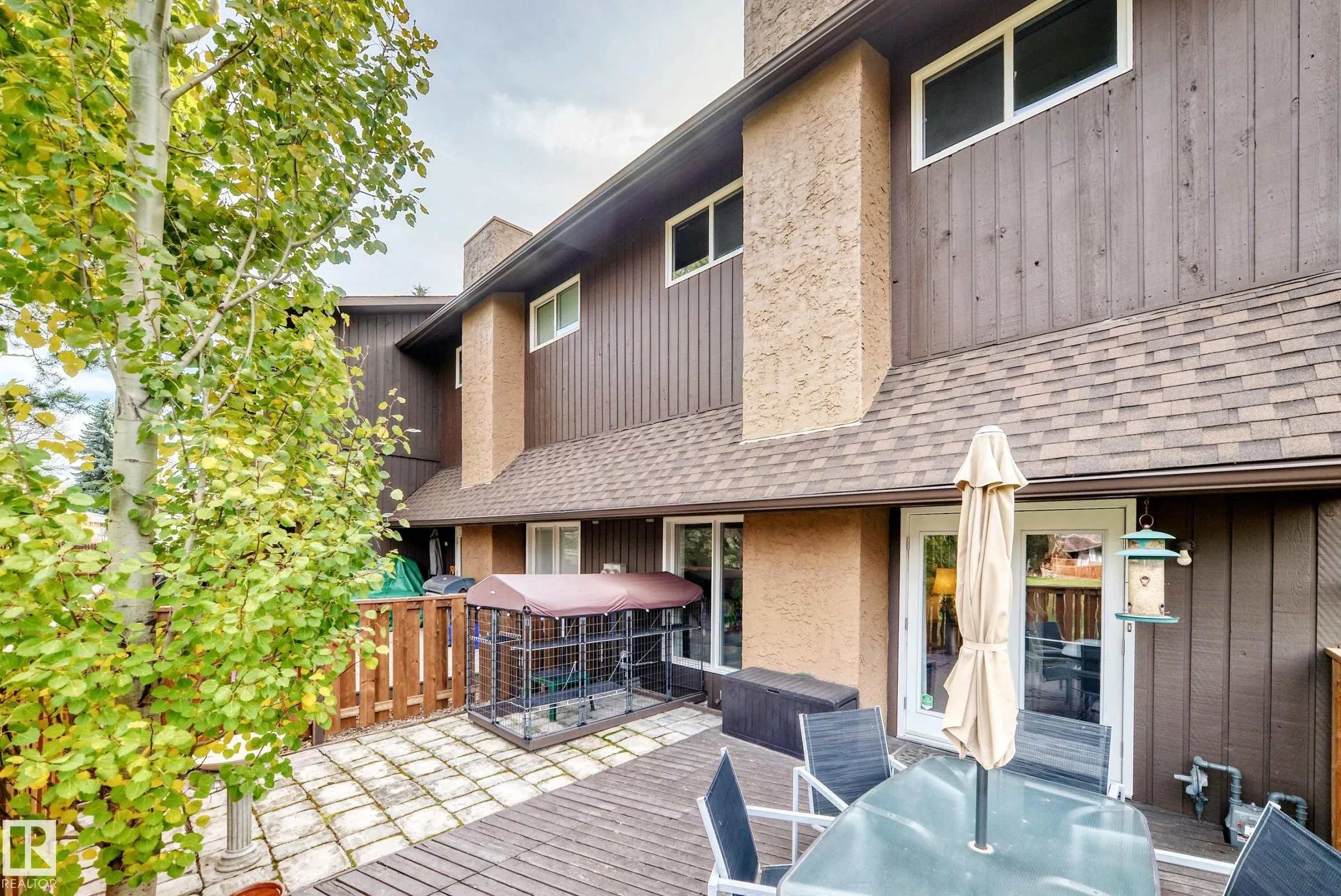 53 GLAEWYN Estates