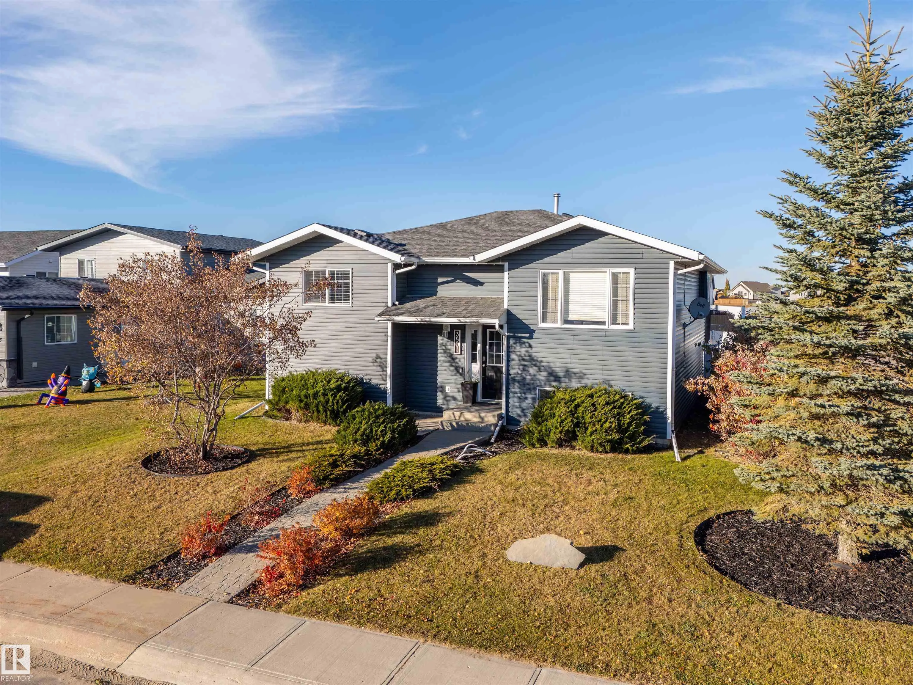 3801 42 Ave