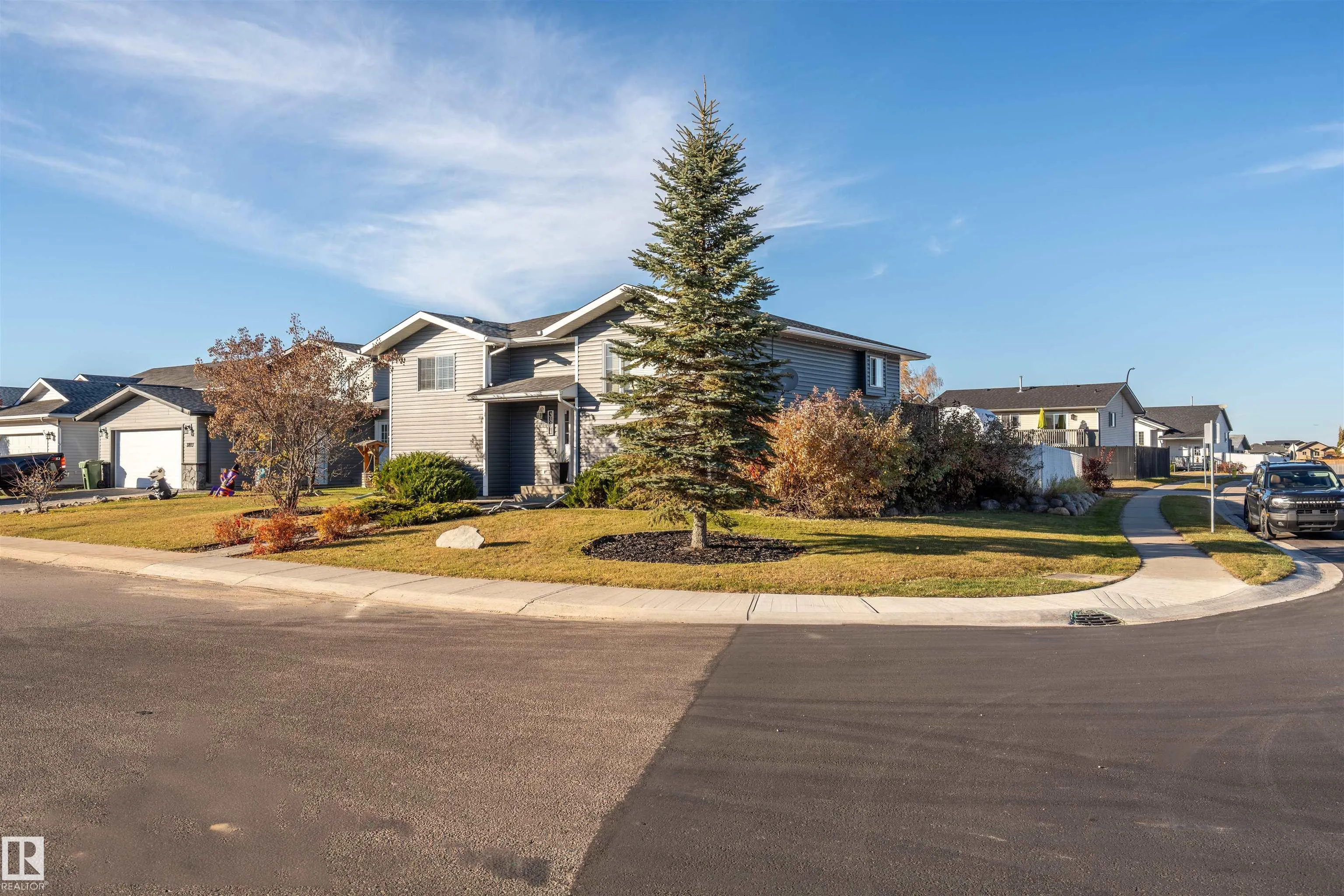 3801 42 Ave