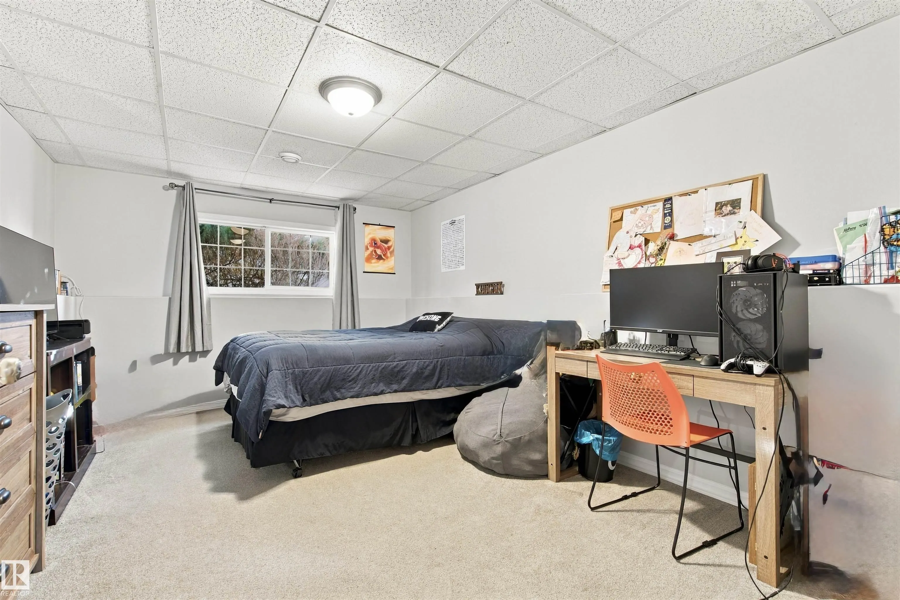3801 42 Ave
