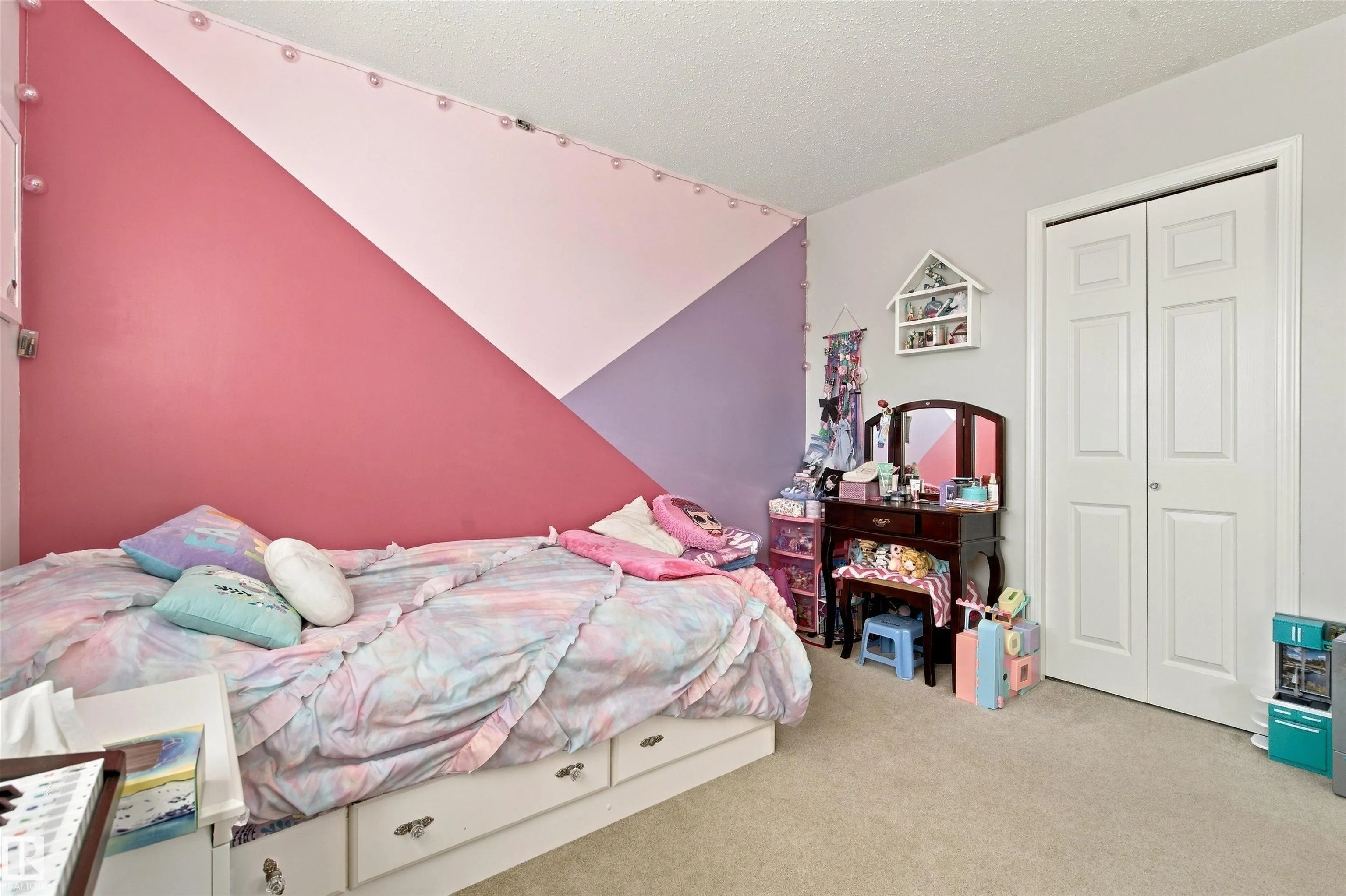 3801 42 Ave