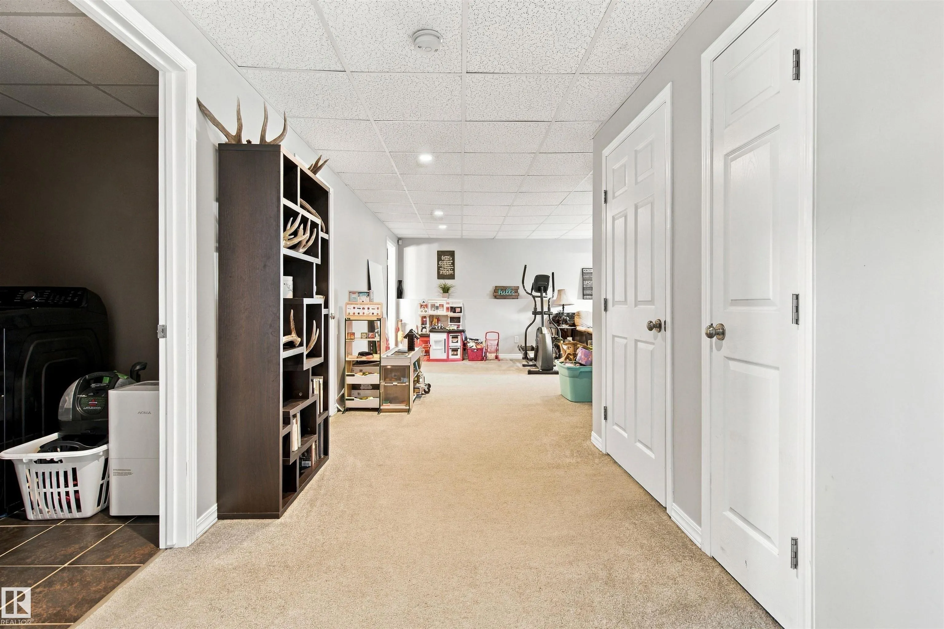 3801 42 Ave