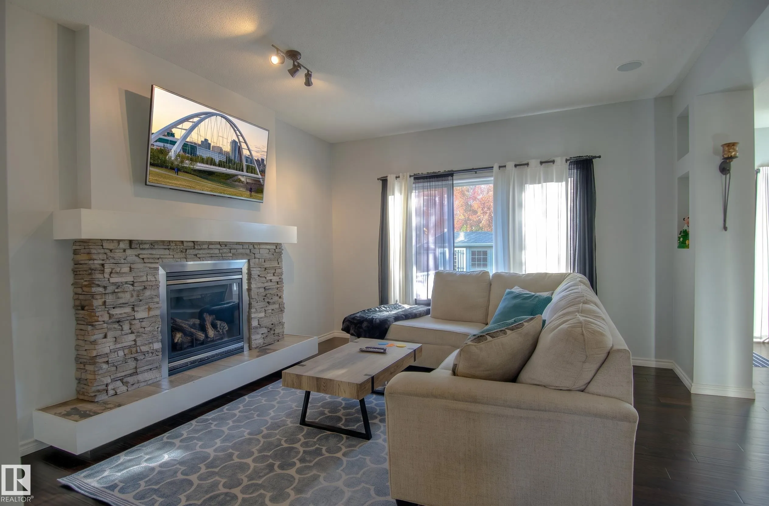 247 SECORD Drive