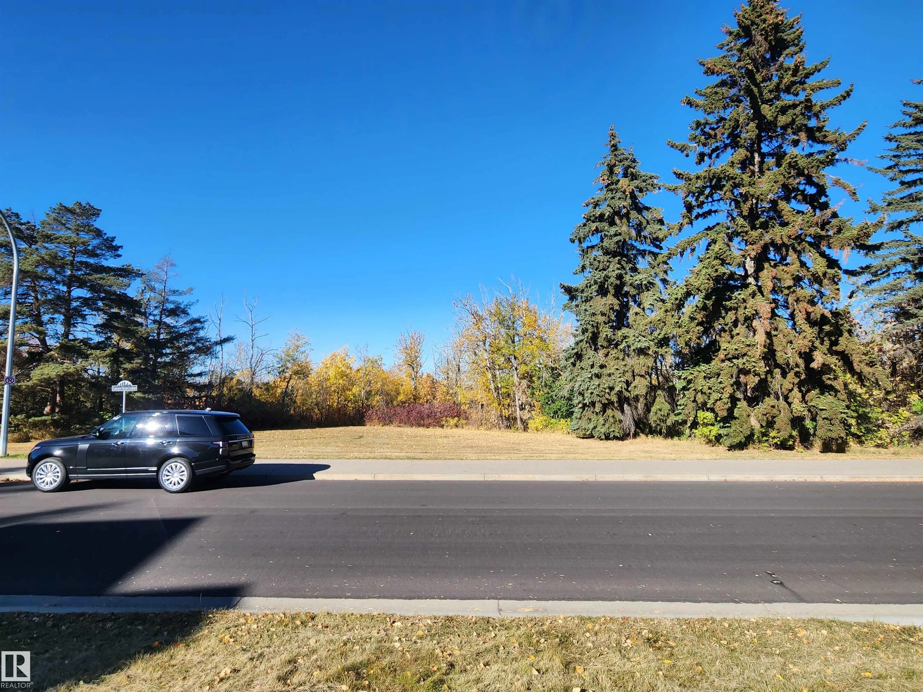 9019 SASKATCHEWAN Drive