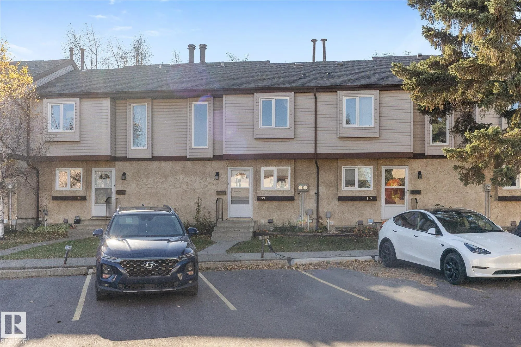 109 ROYAL Terrace