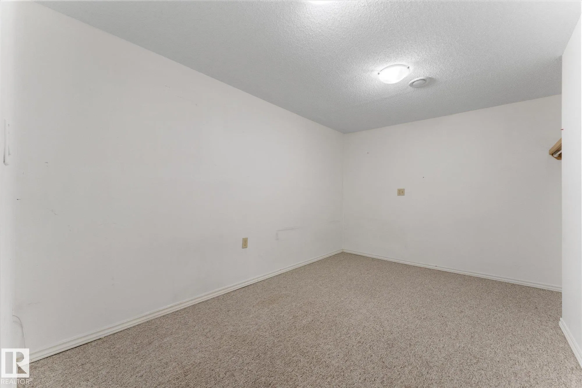 109 ROYAL Terrace