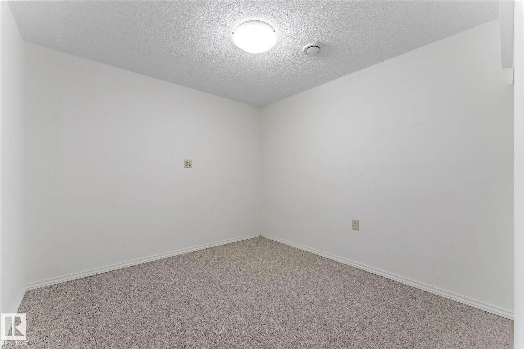 109 ROYAL Terrace