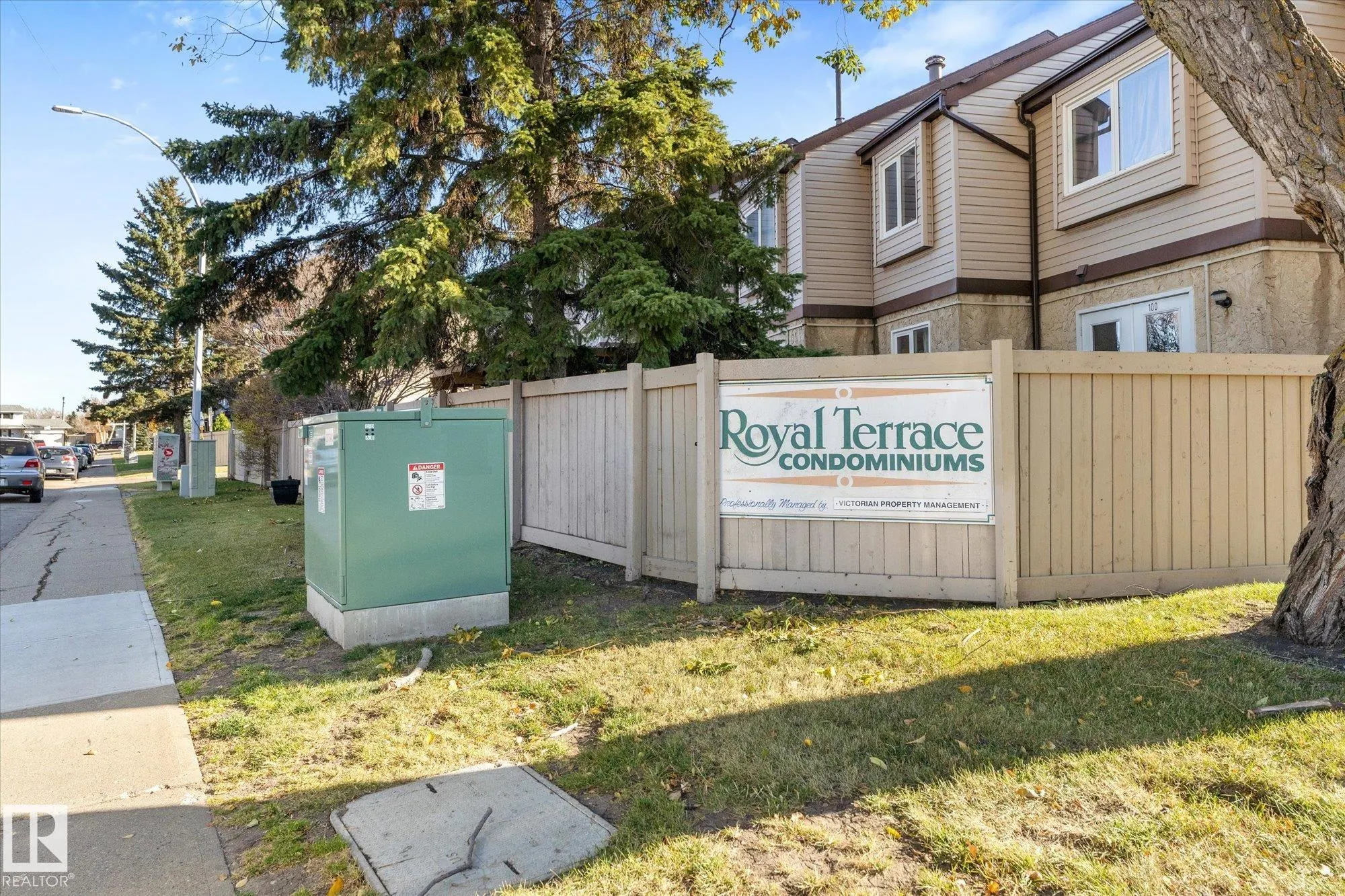109 ROYAL Terrace