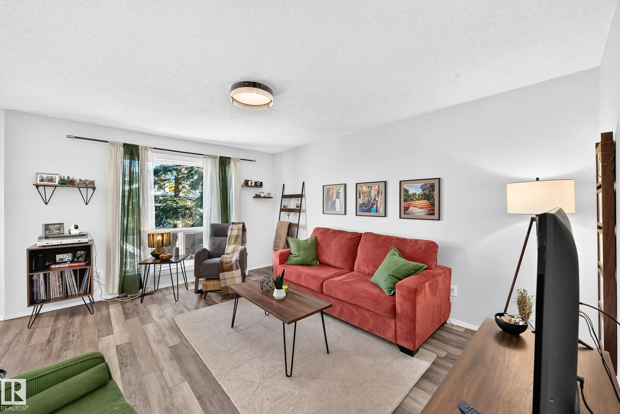 49 COLWILL Boulevard