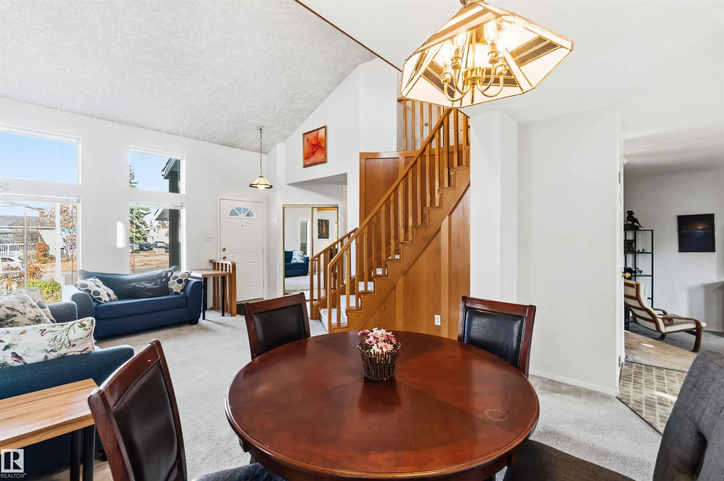 10709 24 Avenue