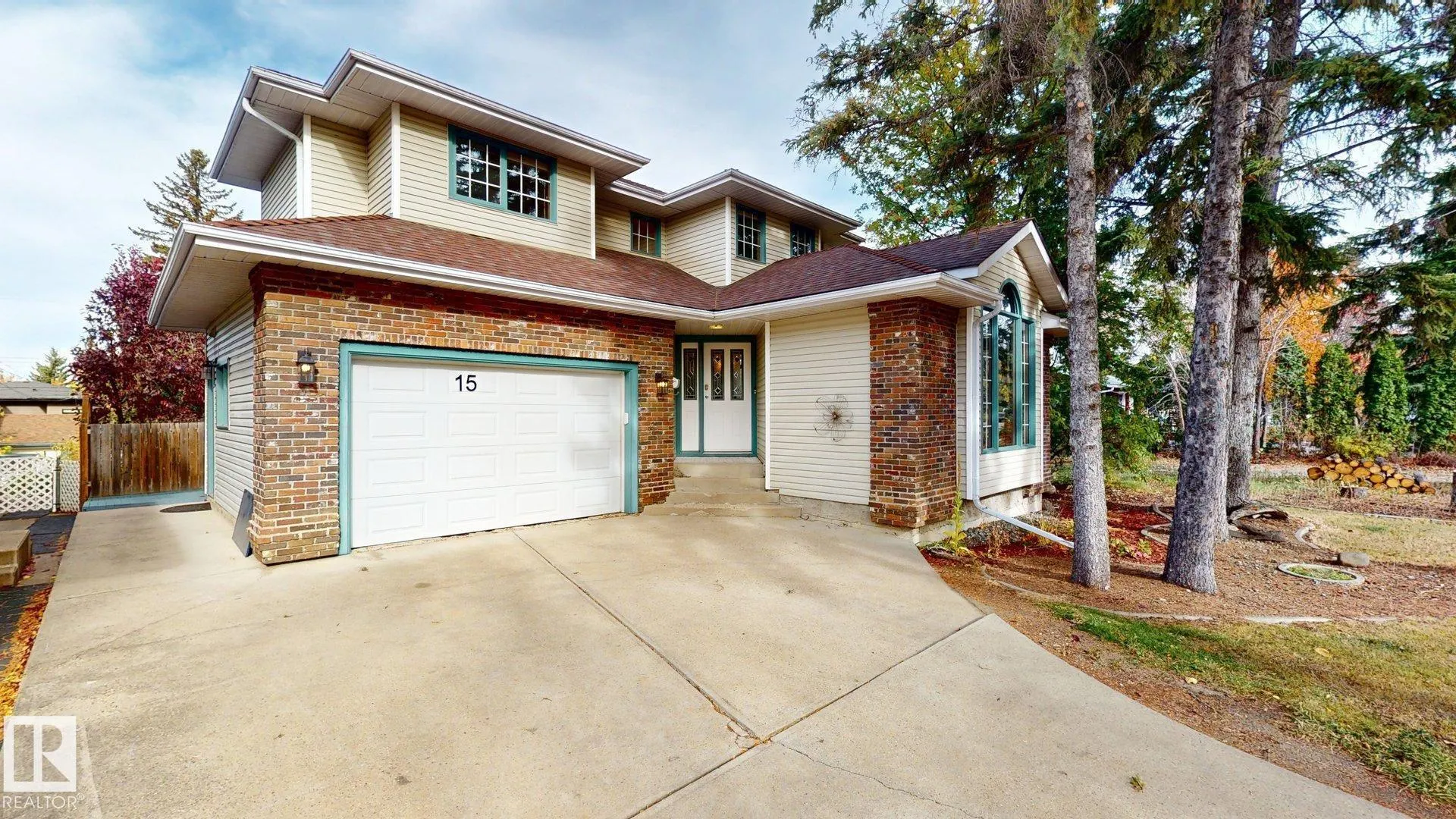 15 BELMONT Drive