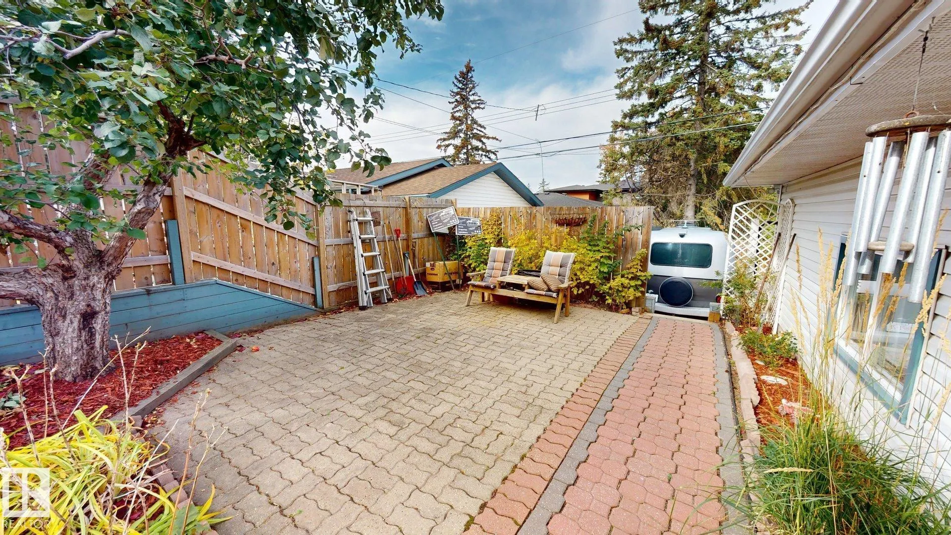 15 BELMONT Drive