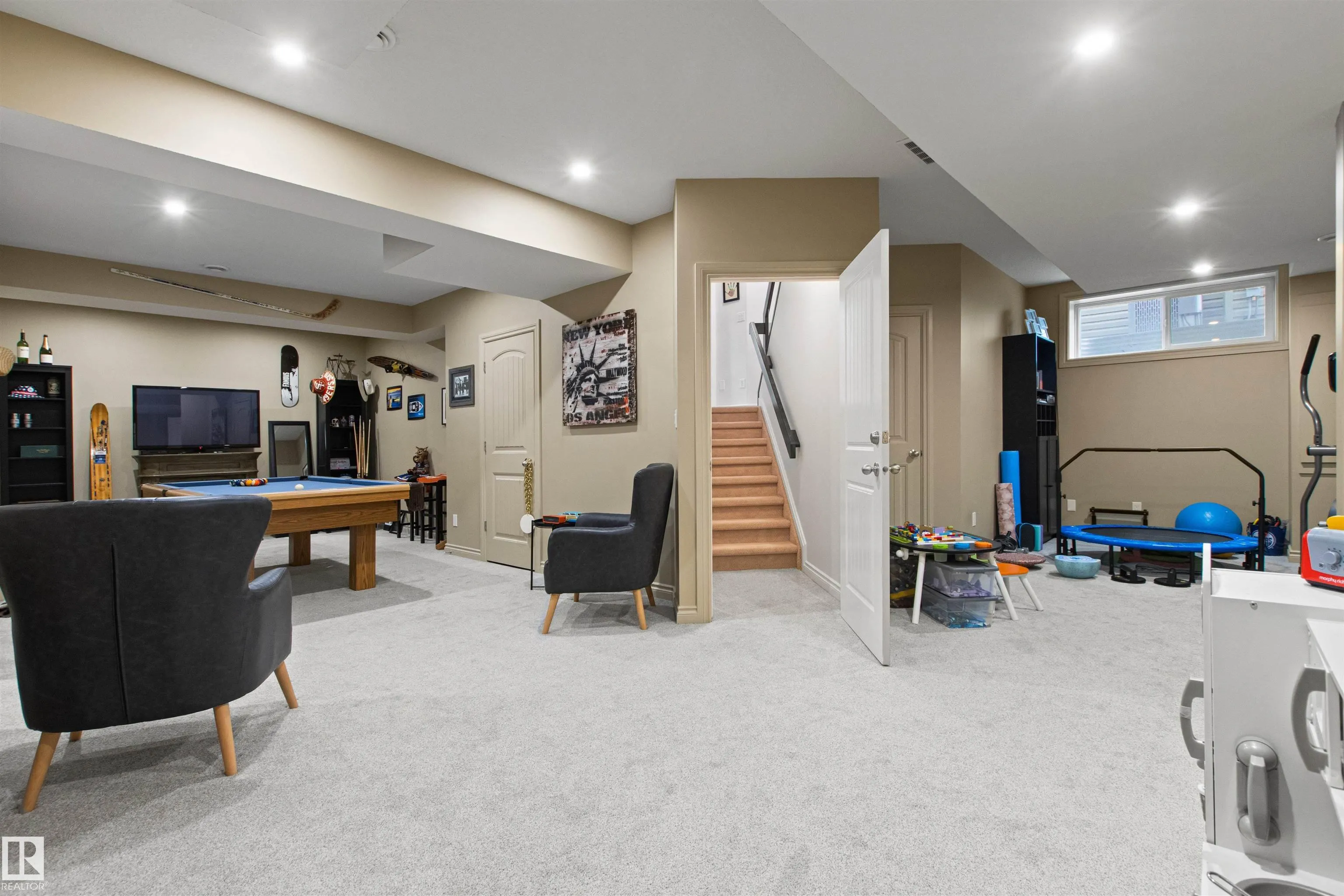 408 CALLAGHAN Court