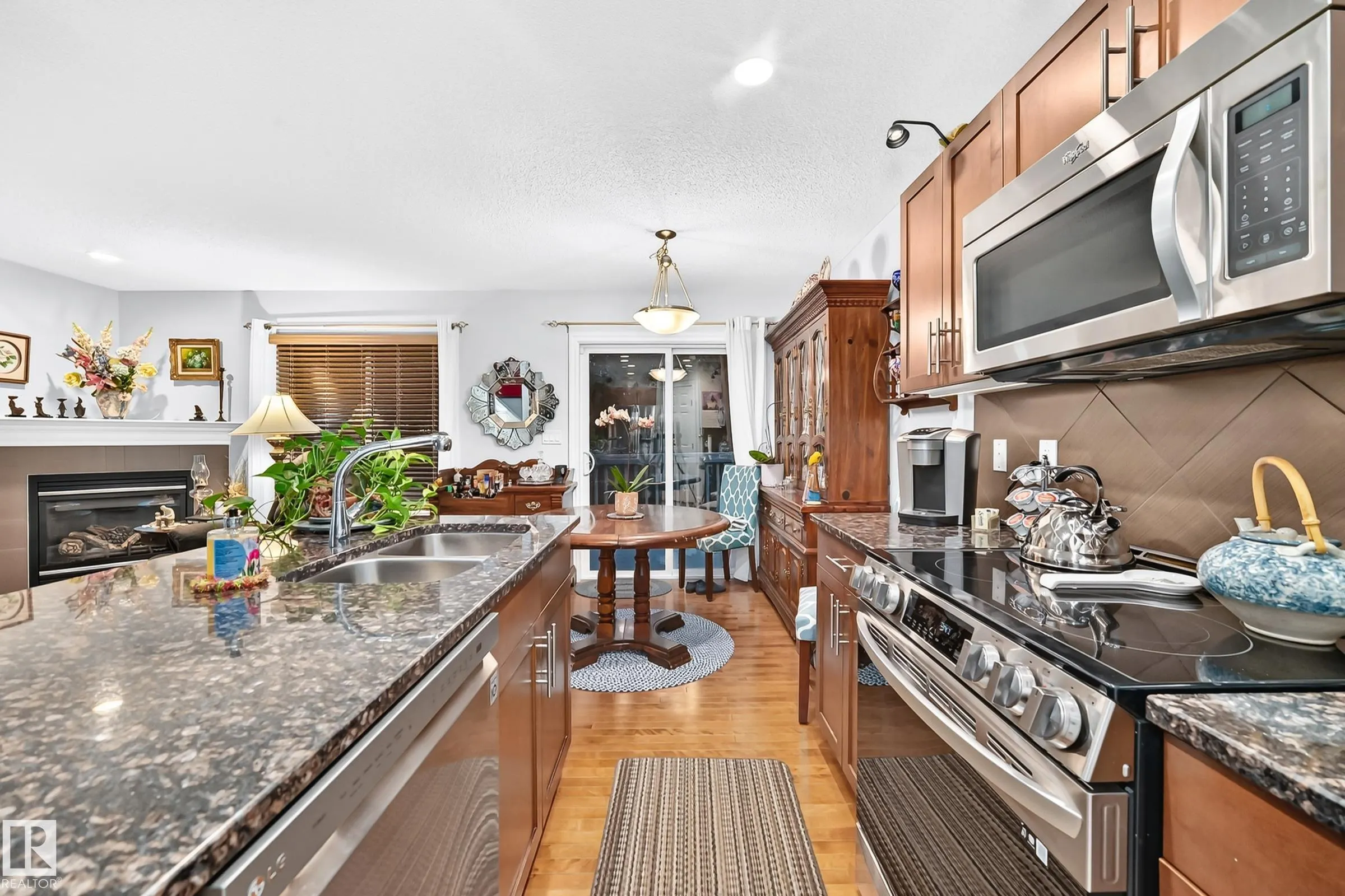 219 CHARLOTTE Way