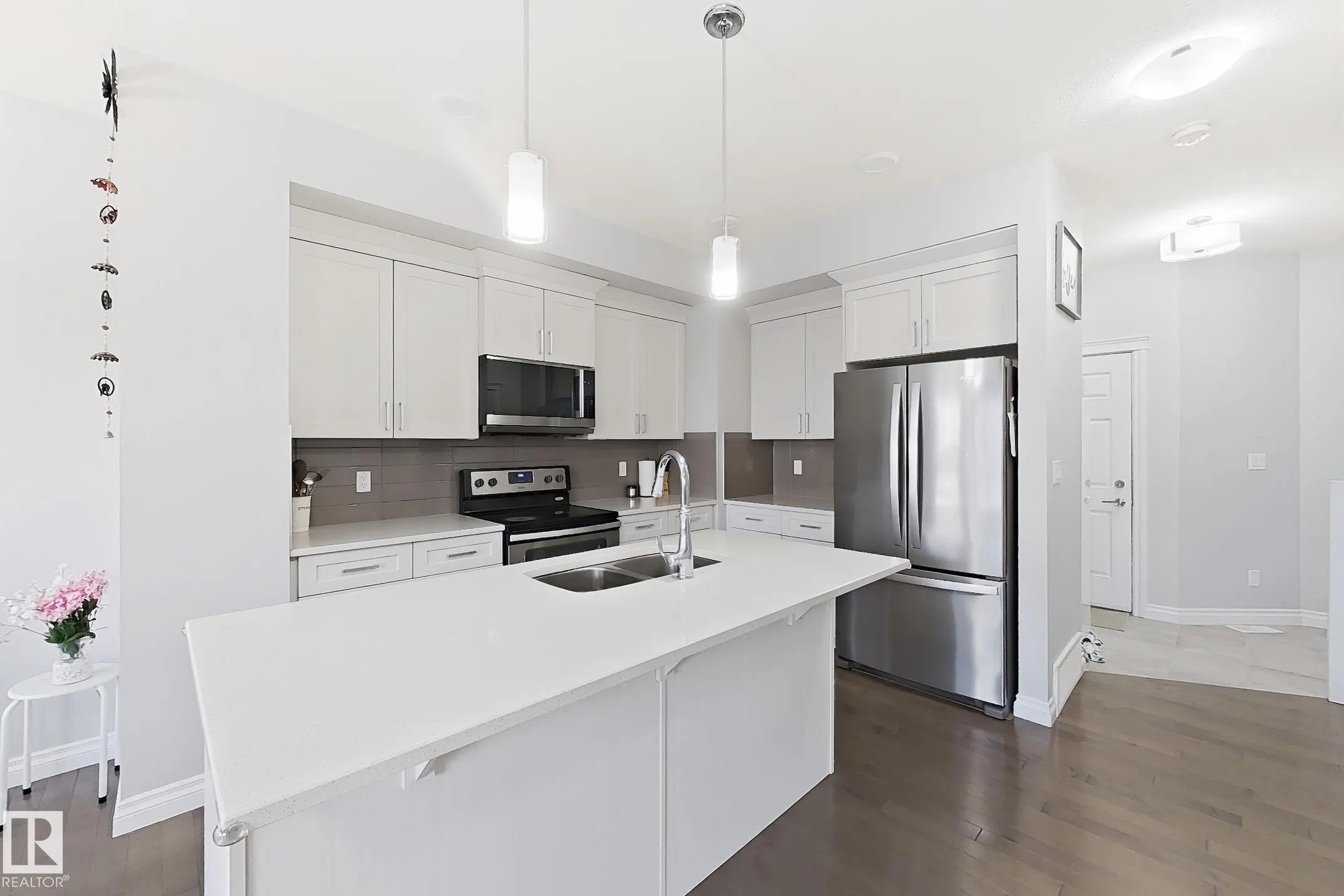 8017 223 ST