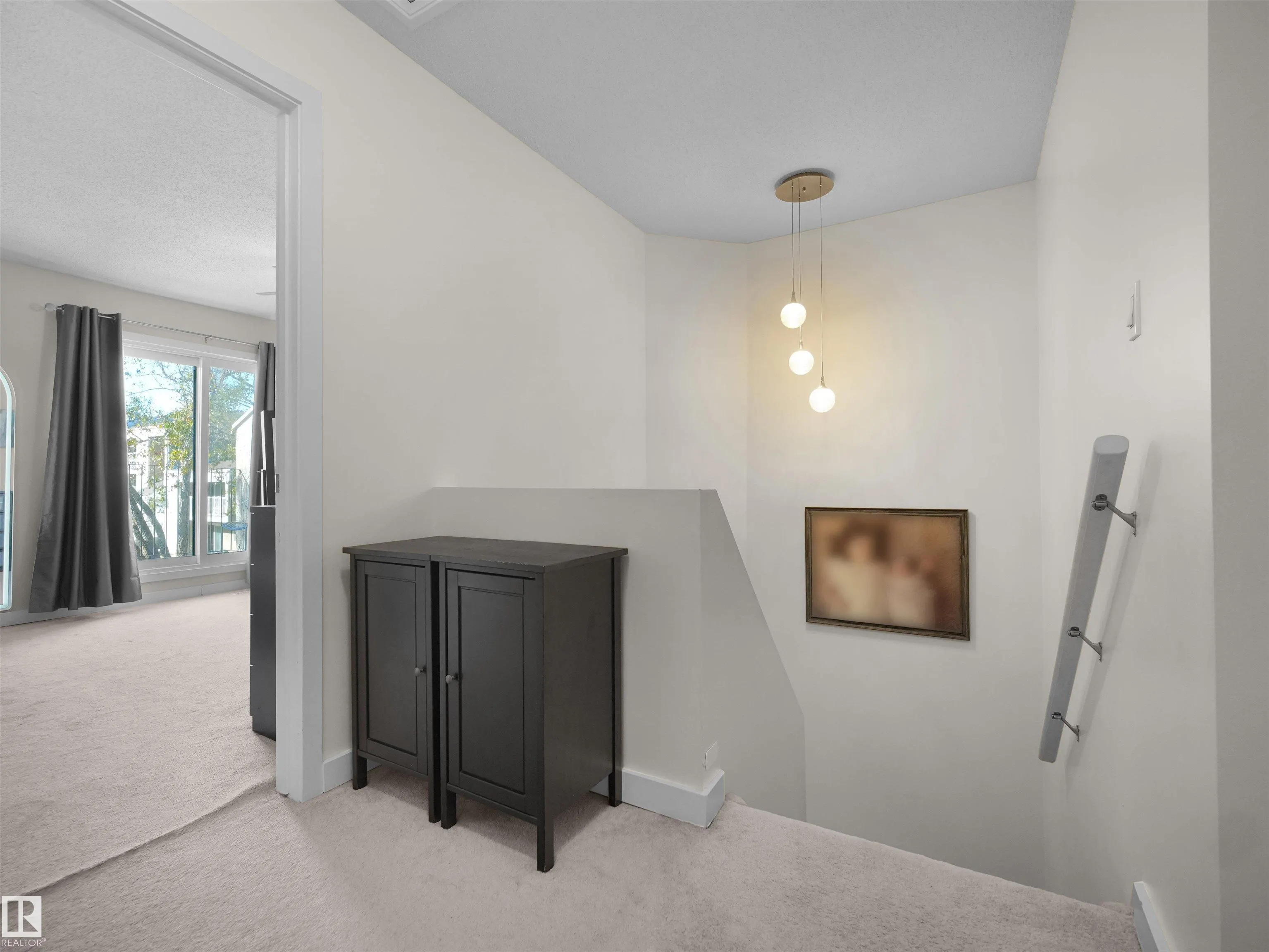 140 CALLINGWOOD Place