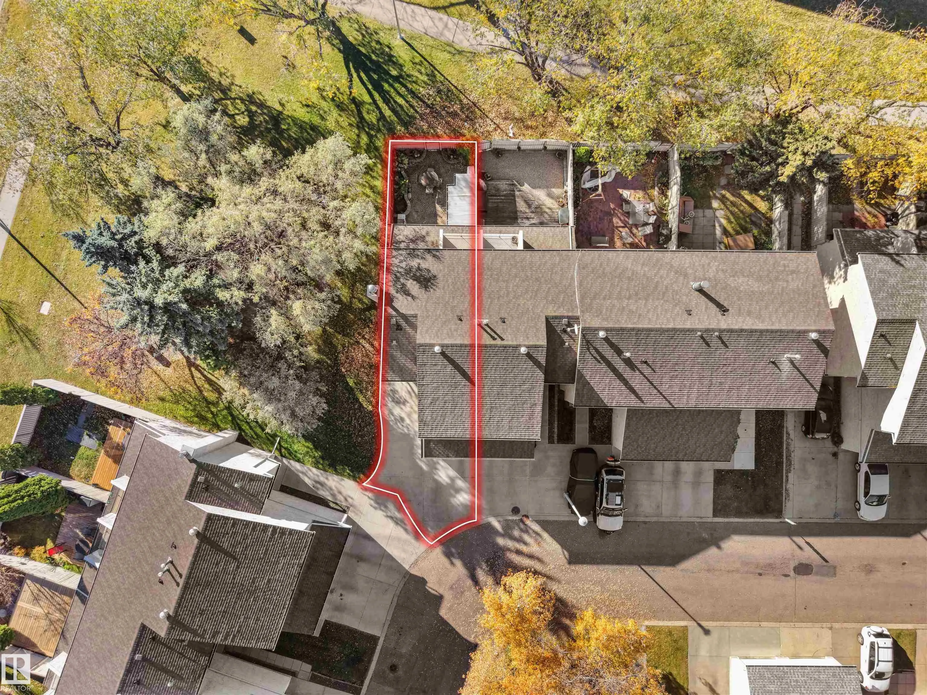 140 CALLINGWOOD Place