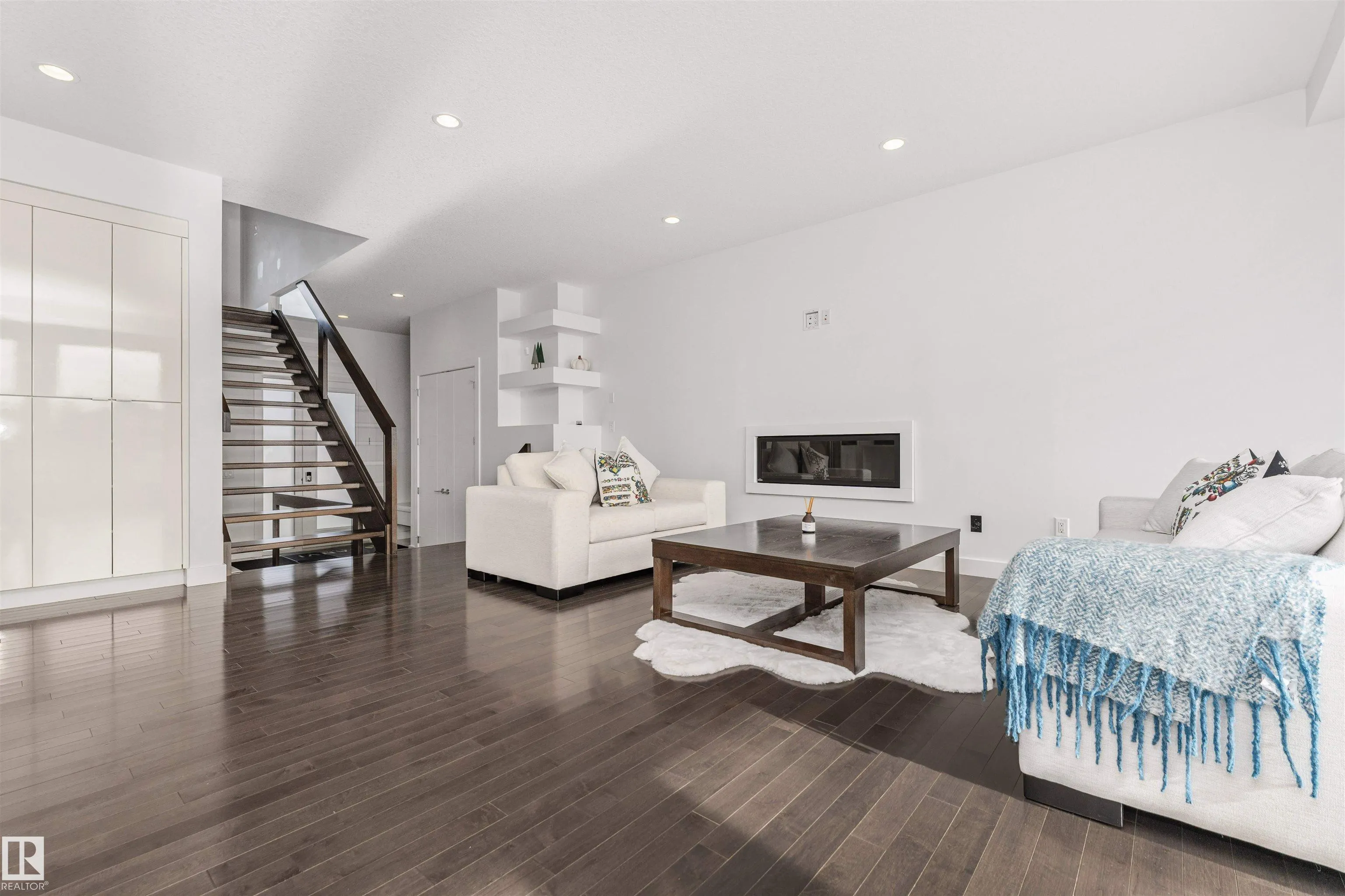 3151 ALLAN Landing