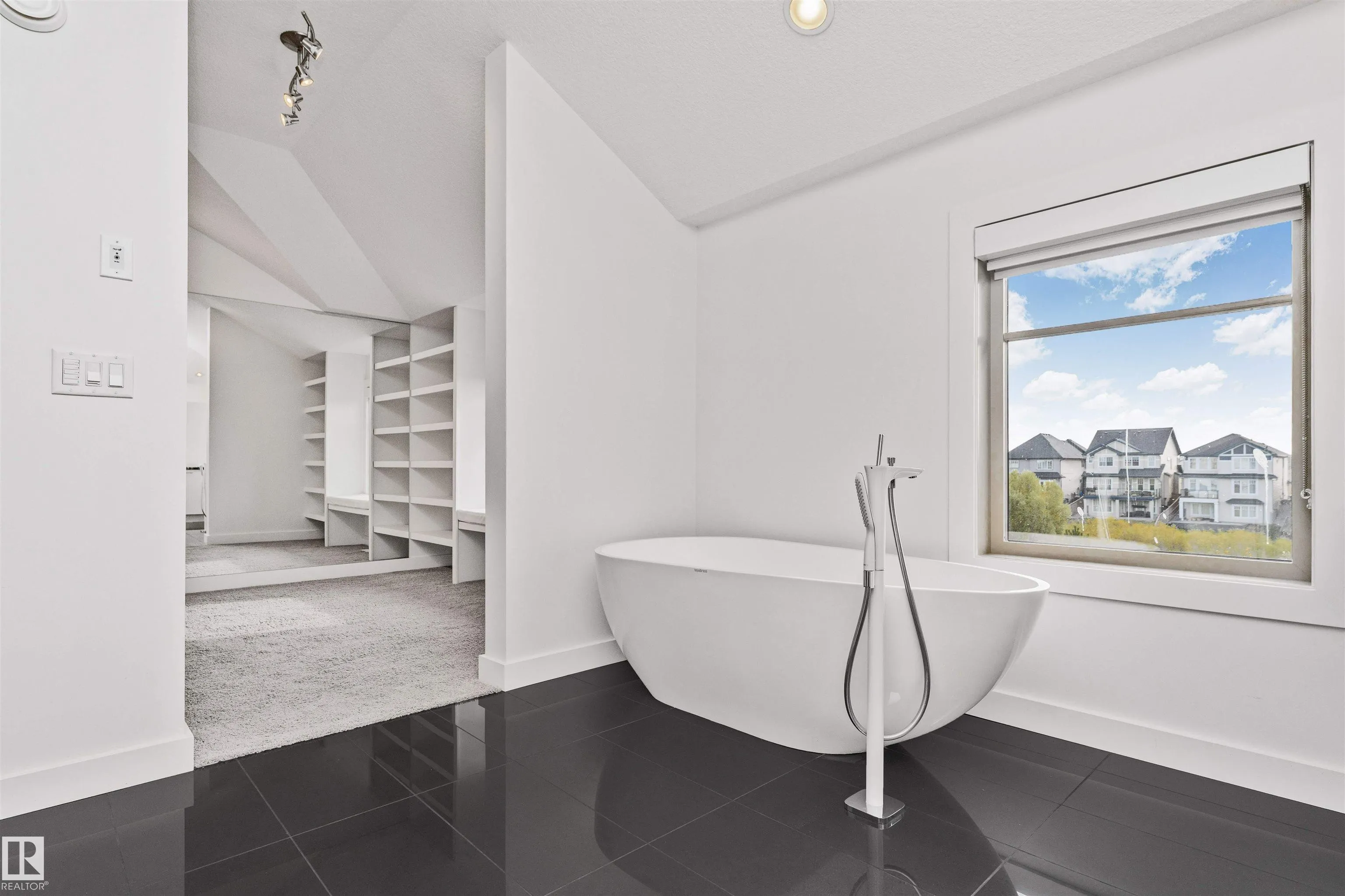 3151 ALLAN Landing