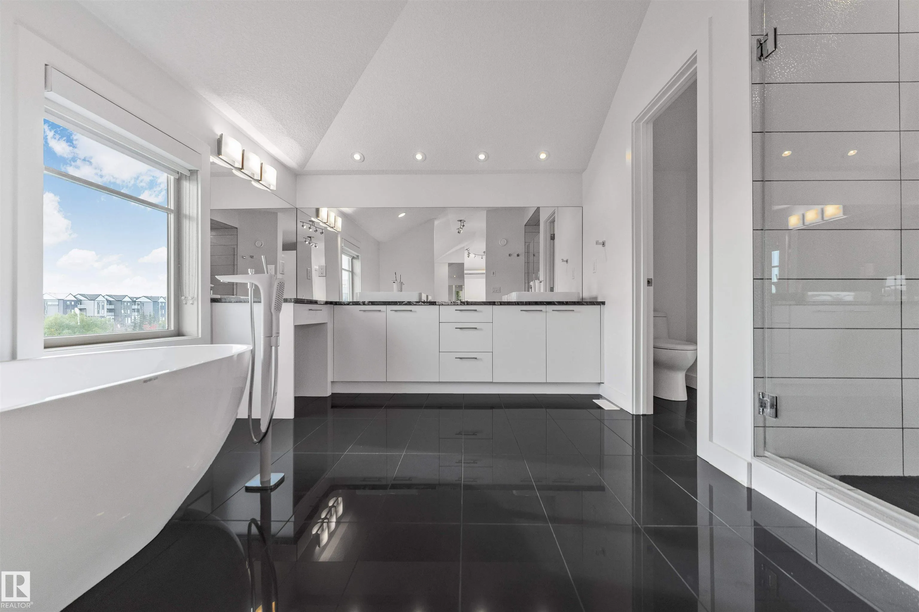 3151 ALLAN Landing