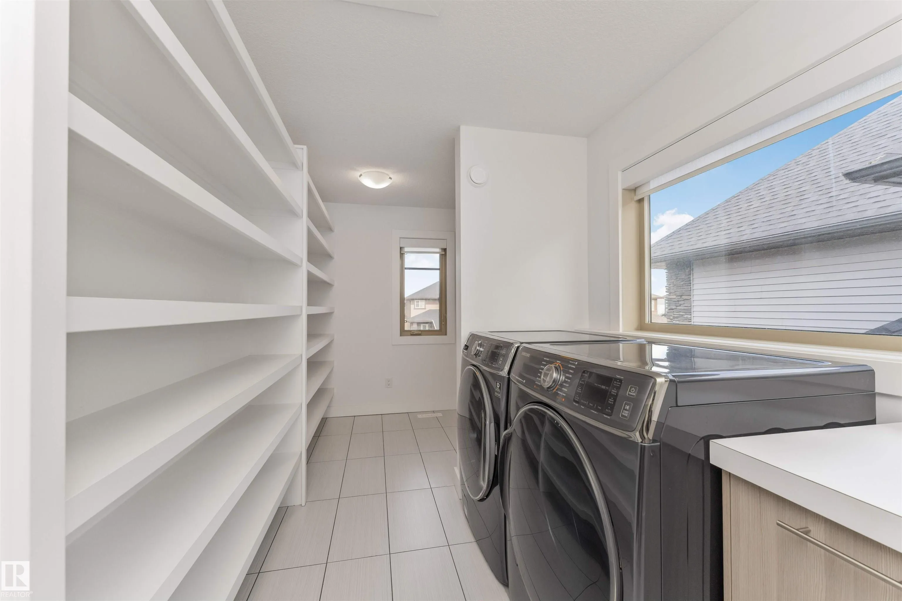3151 ALLAN Landing