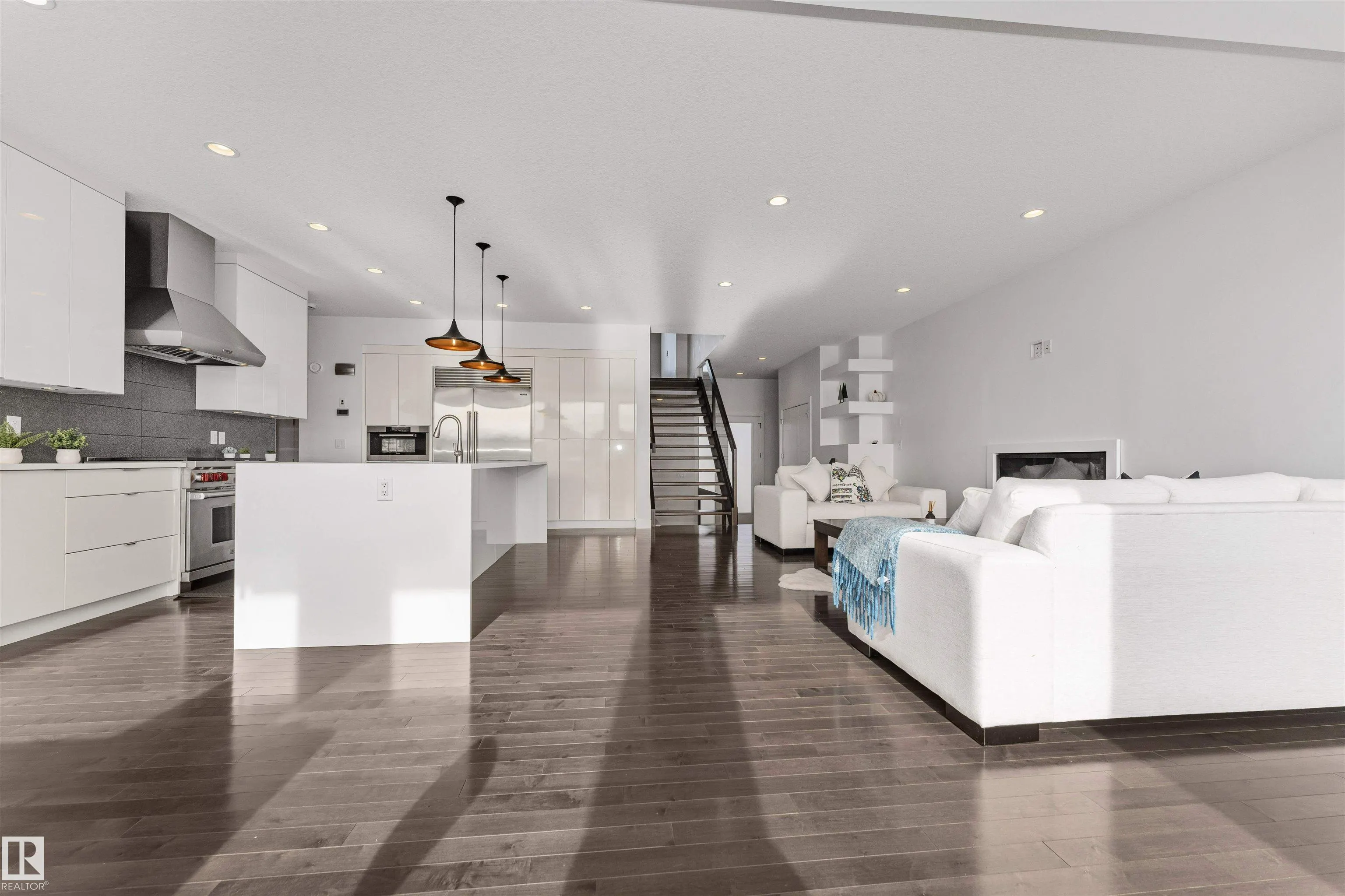 3151 ALLAN Landing