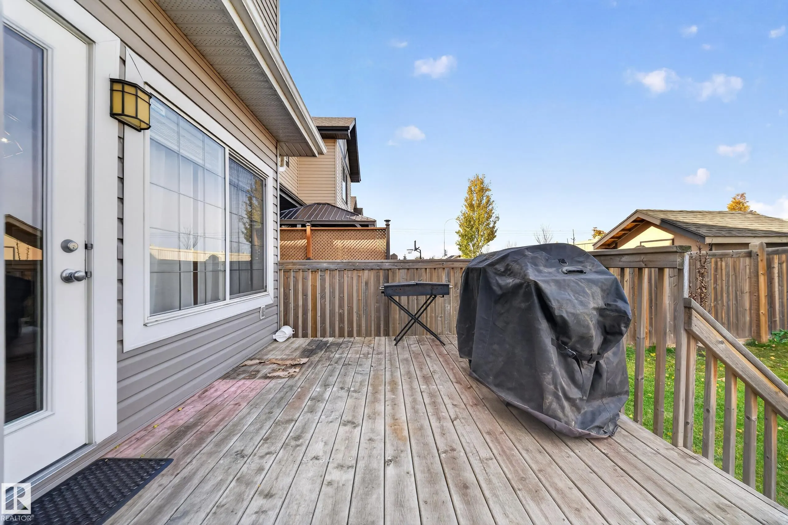 1606 CHAPMAN Way