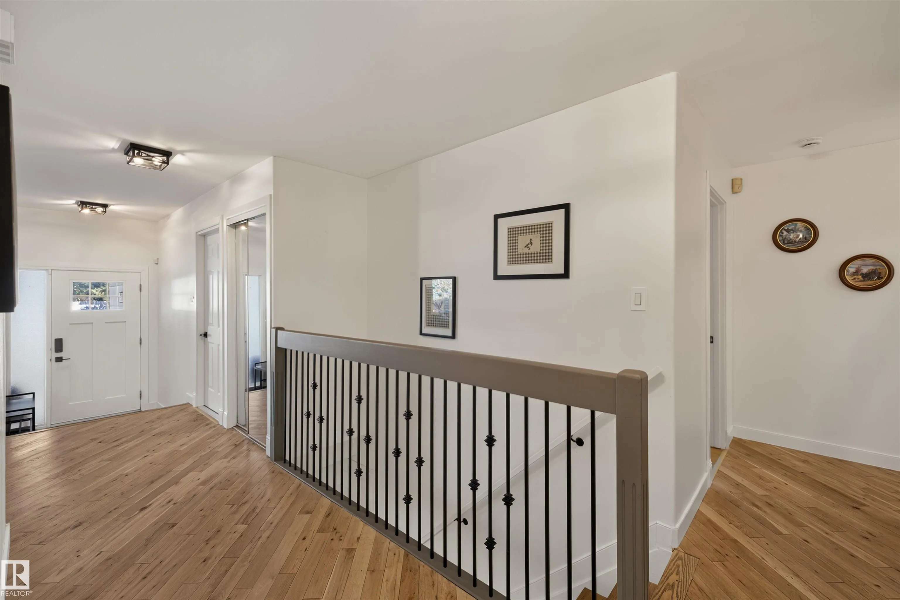 10563 35 AVE