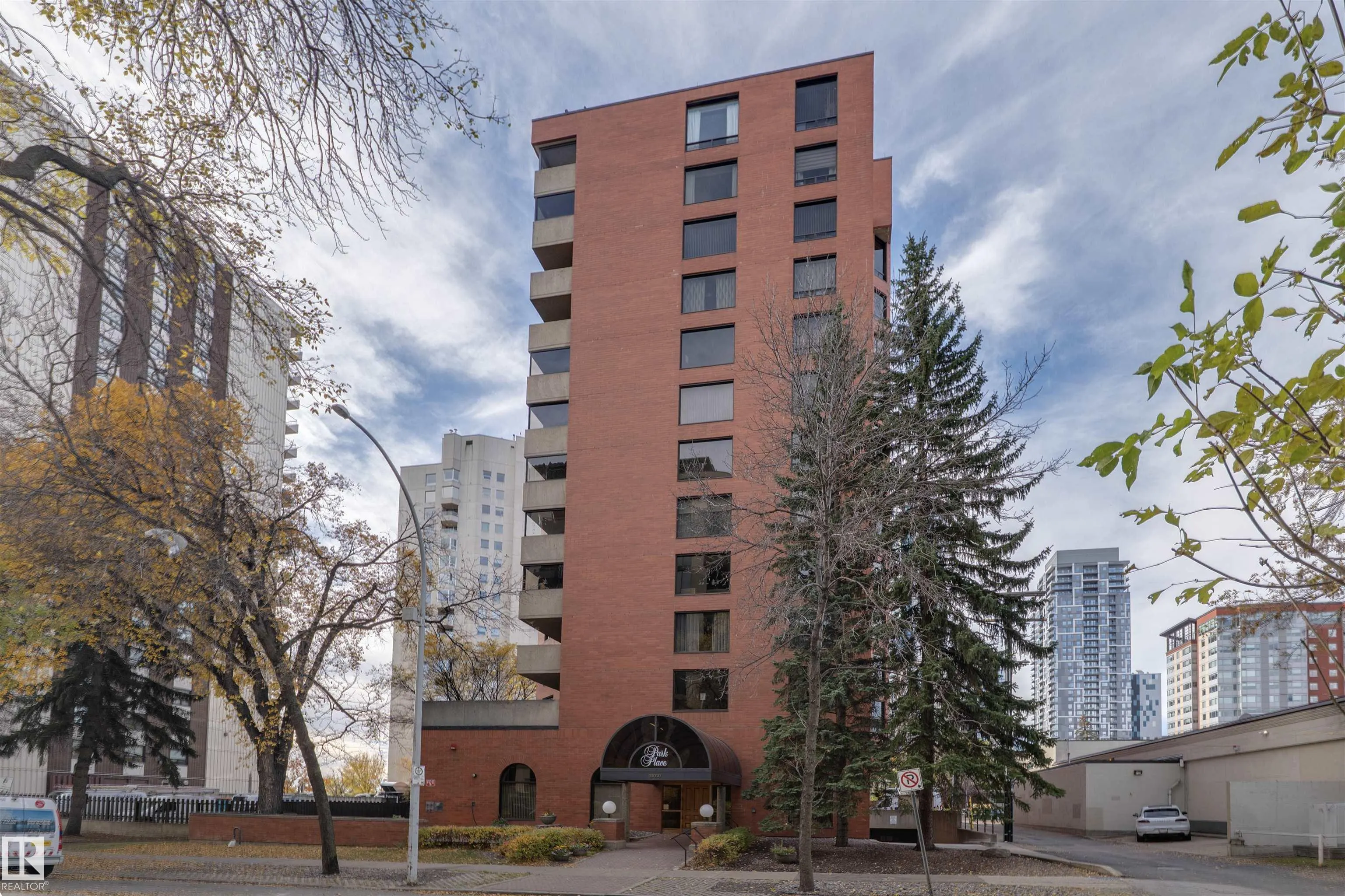 10050 118 Street