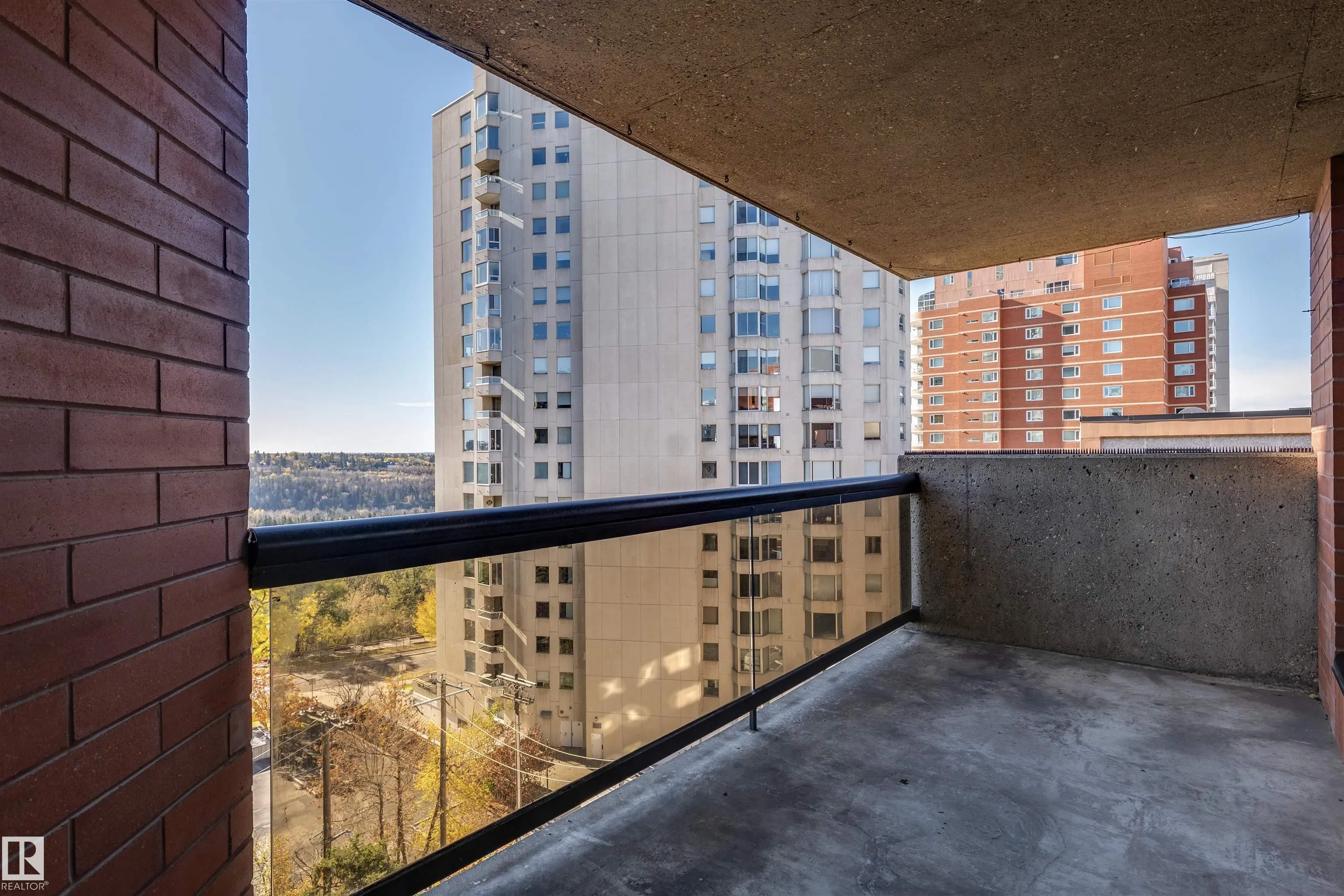 10050 118 Street