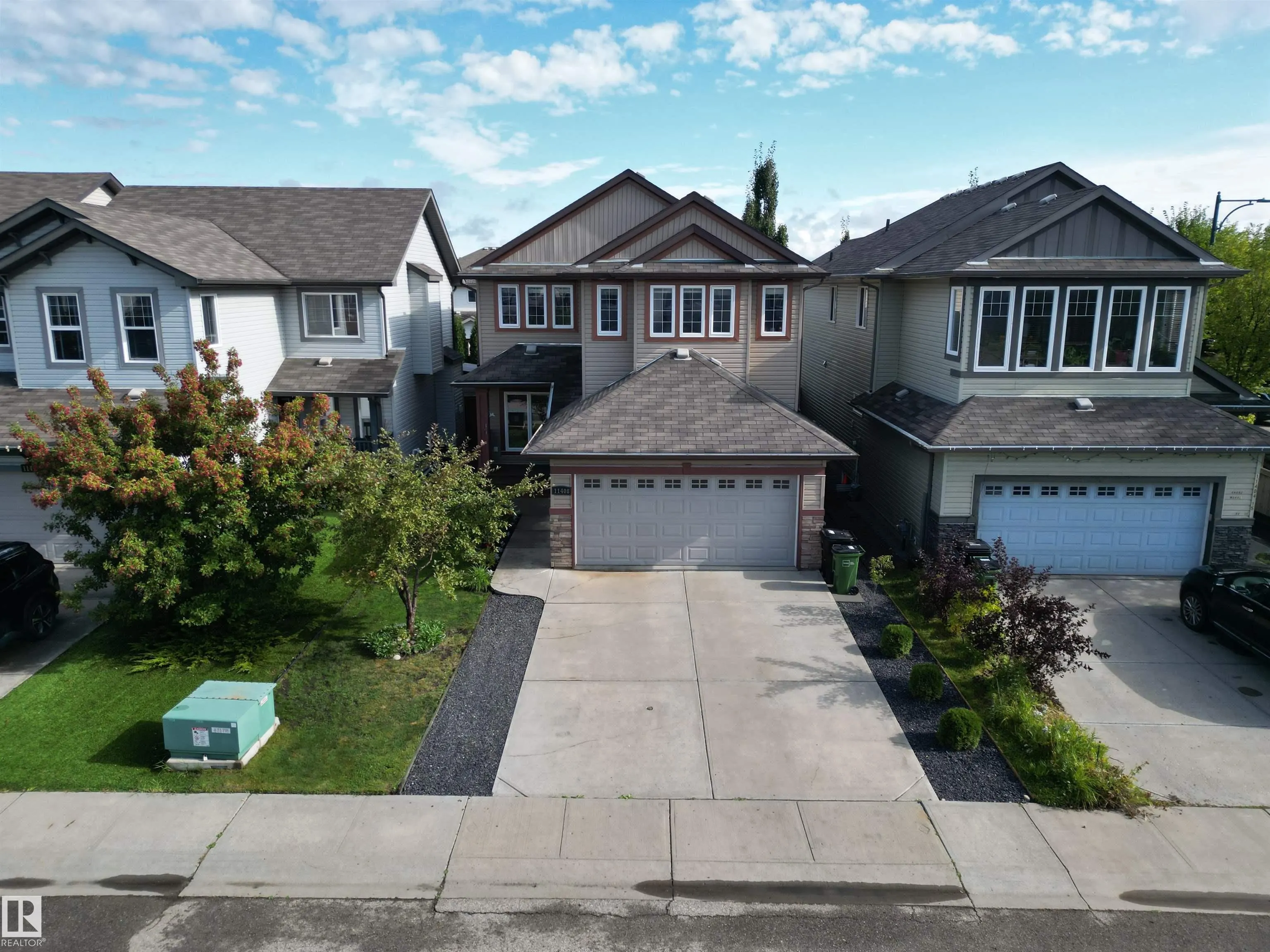 11408 15 Avenue