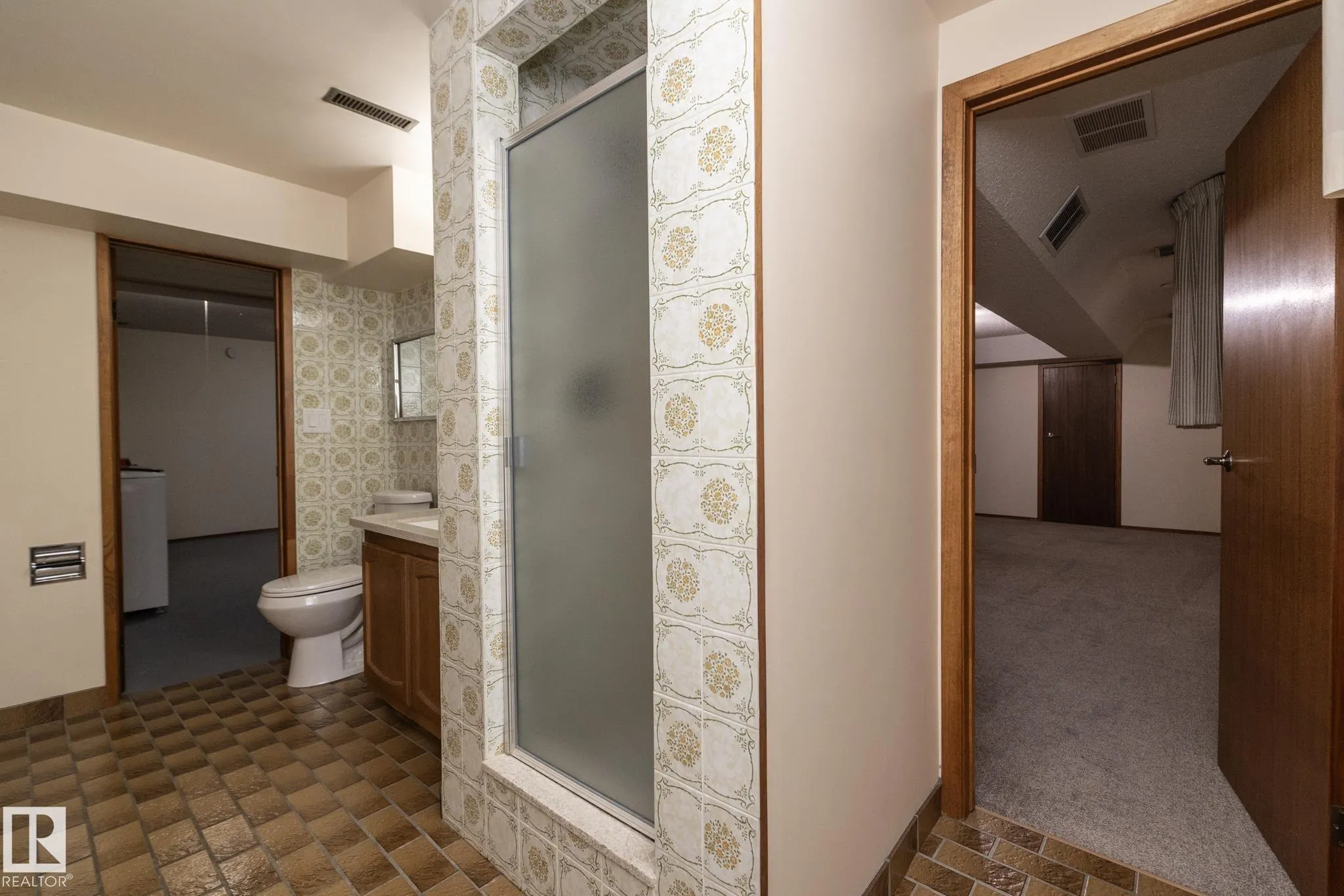 18412 82 Avenue