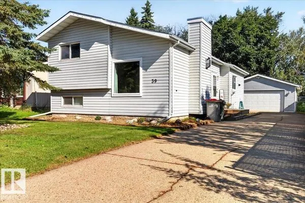 39 MCNABB Crescent
