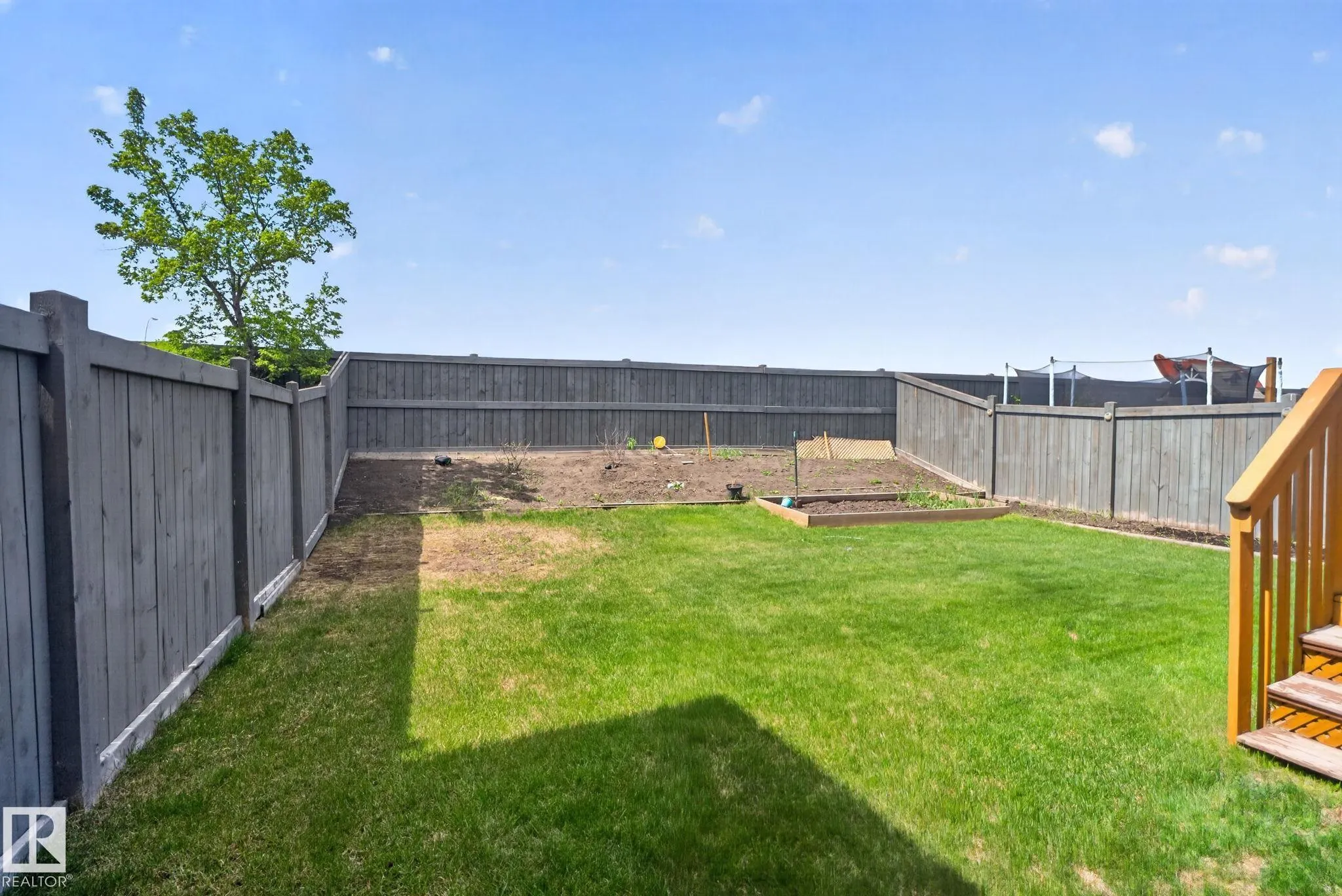 7341 ARMOUR Crescent