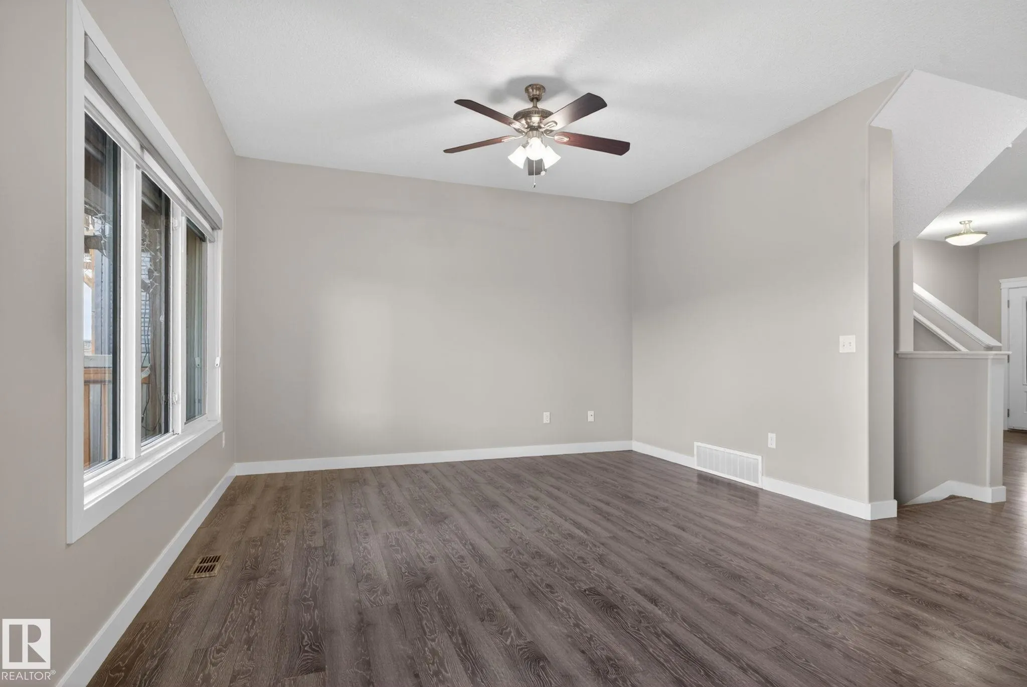 7341 ARMOUR Crescent