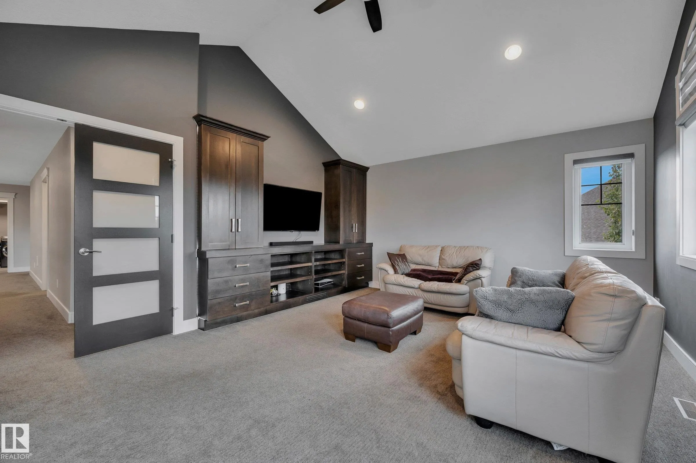 4431 KENNEDY Cove