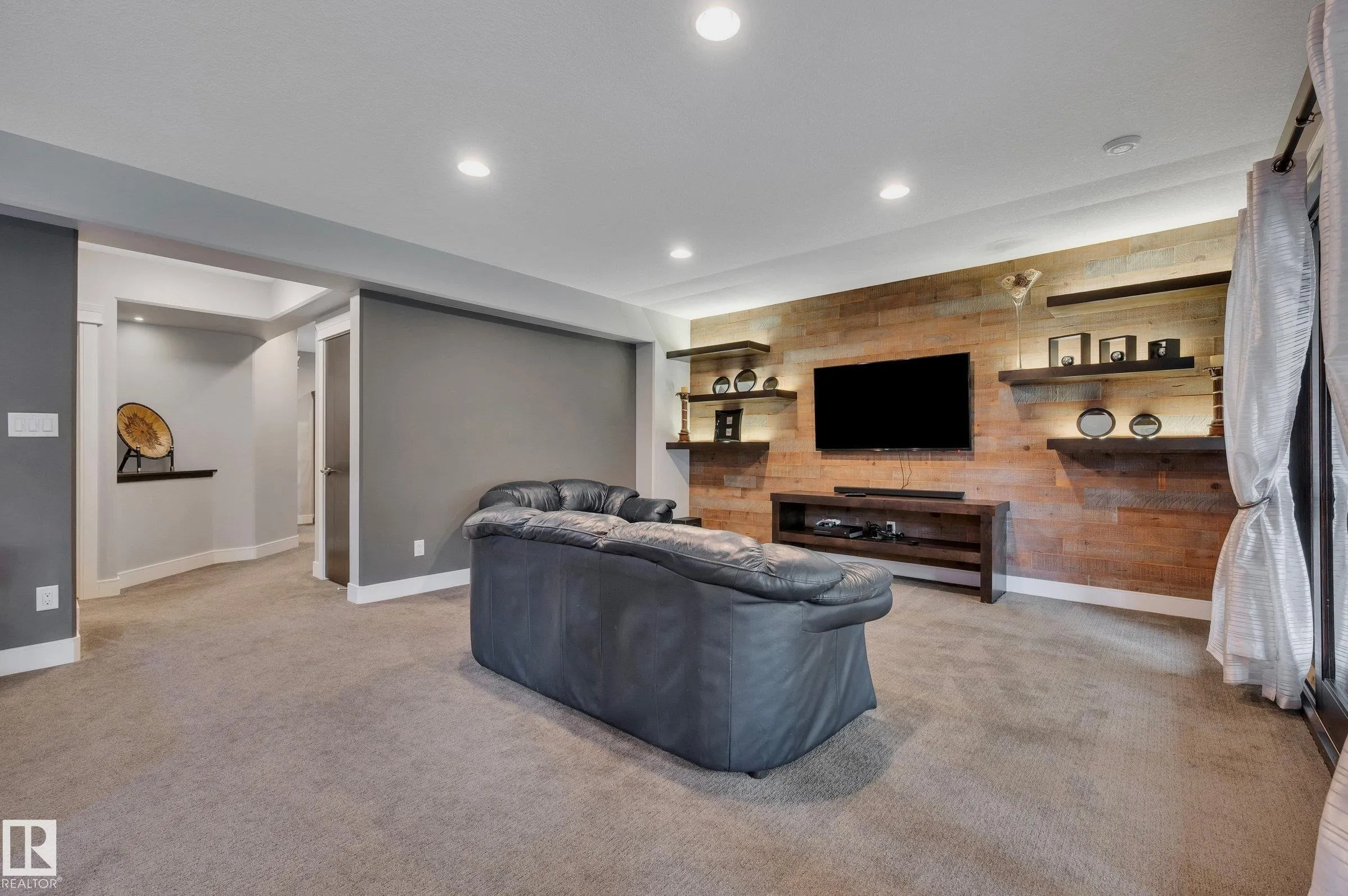 4431 KENNEDY Cove