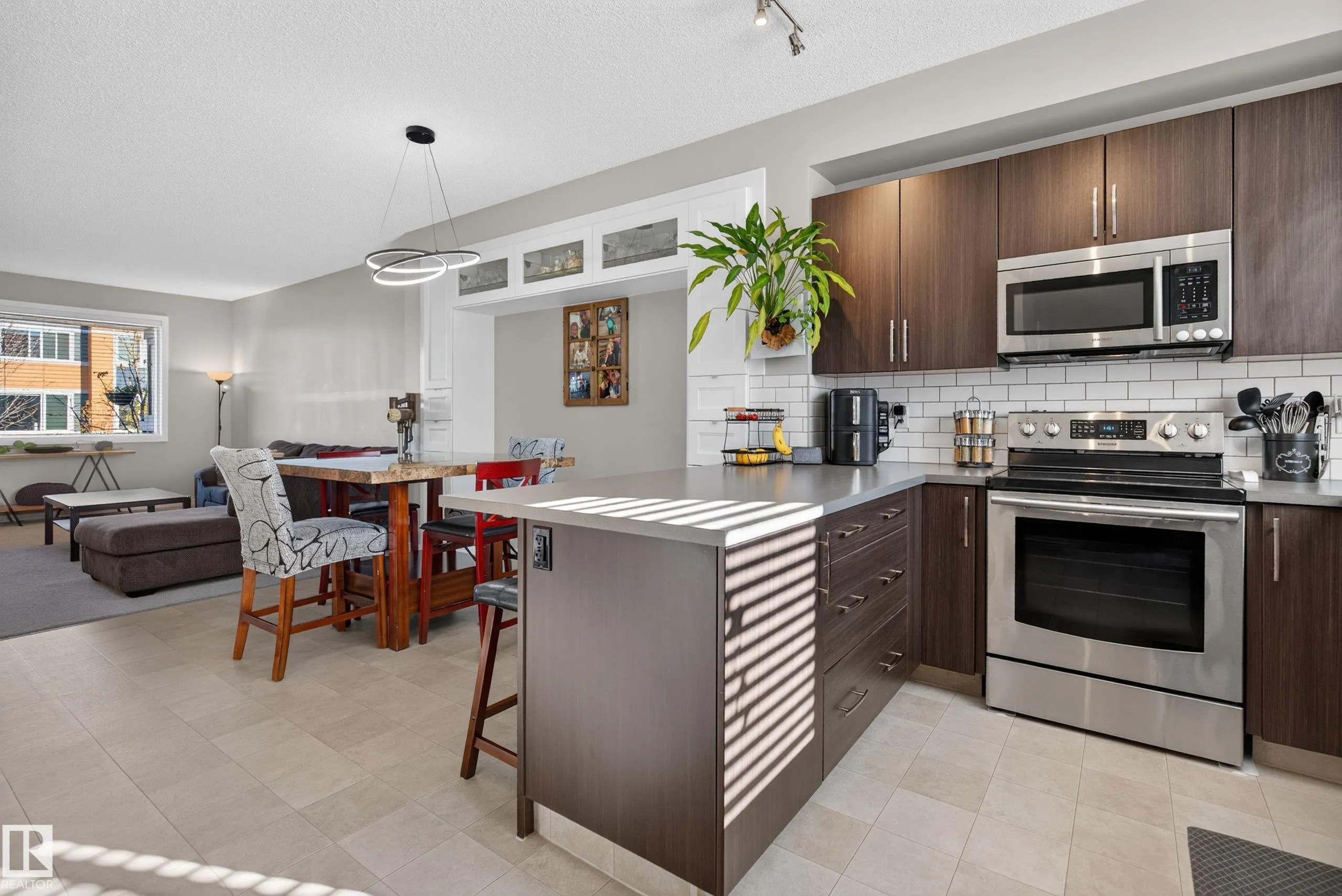 360 CHARLESWORTH Drive