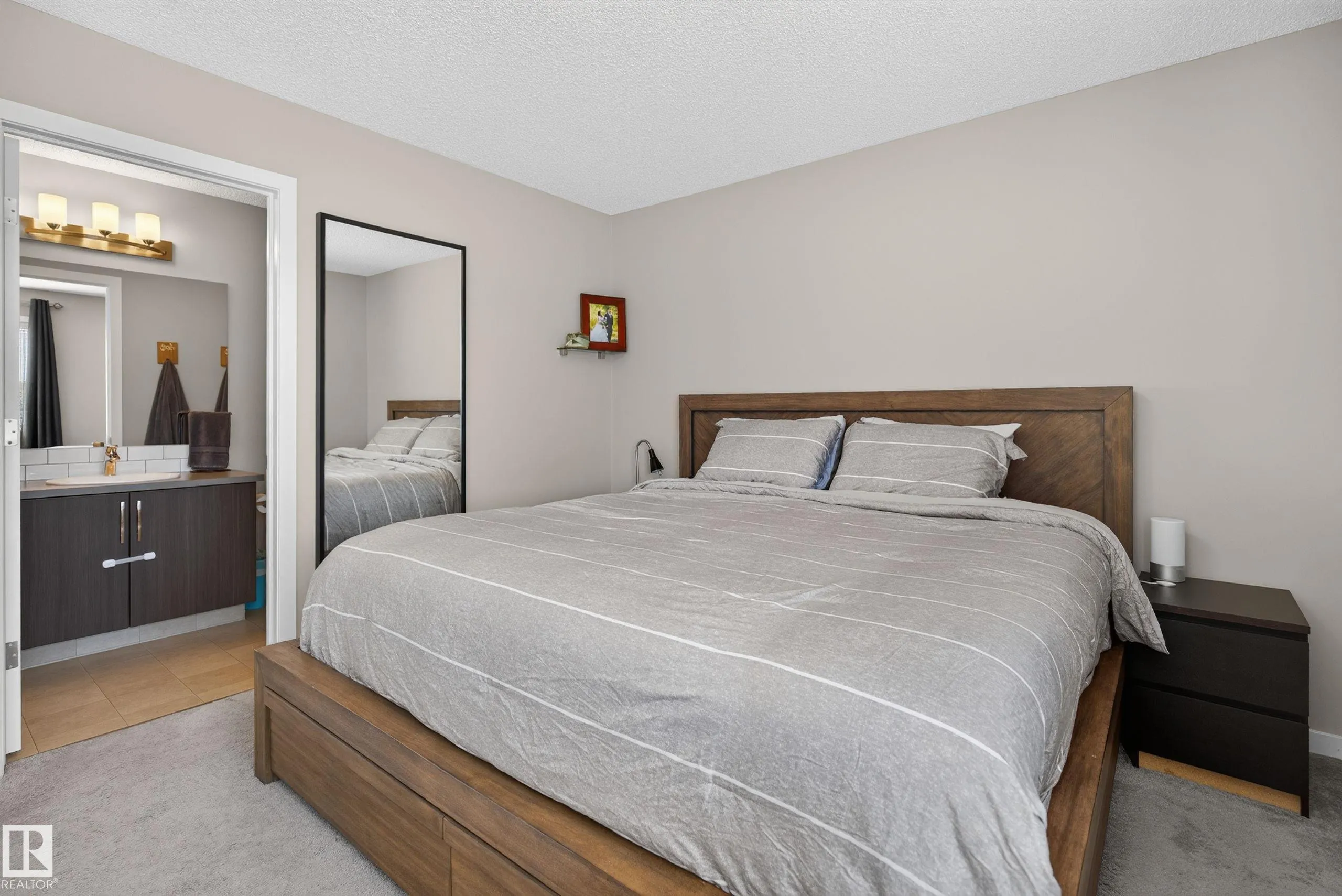 360 CHARLESWORTH Drive