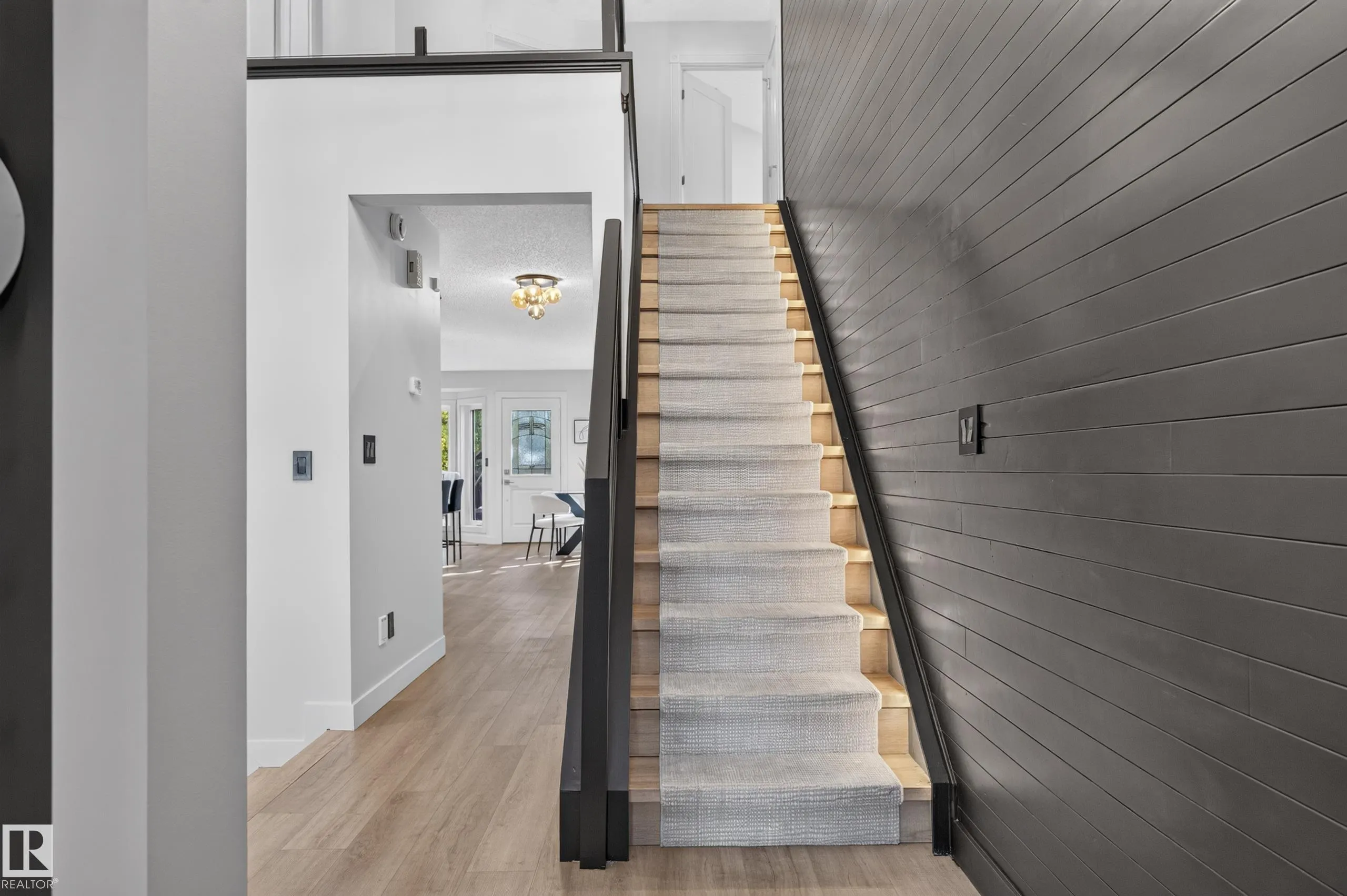 123 WALKER Road