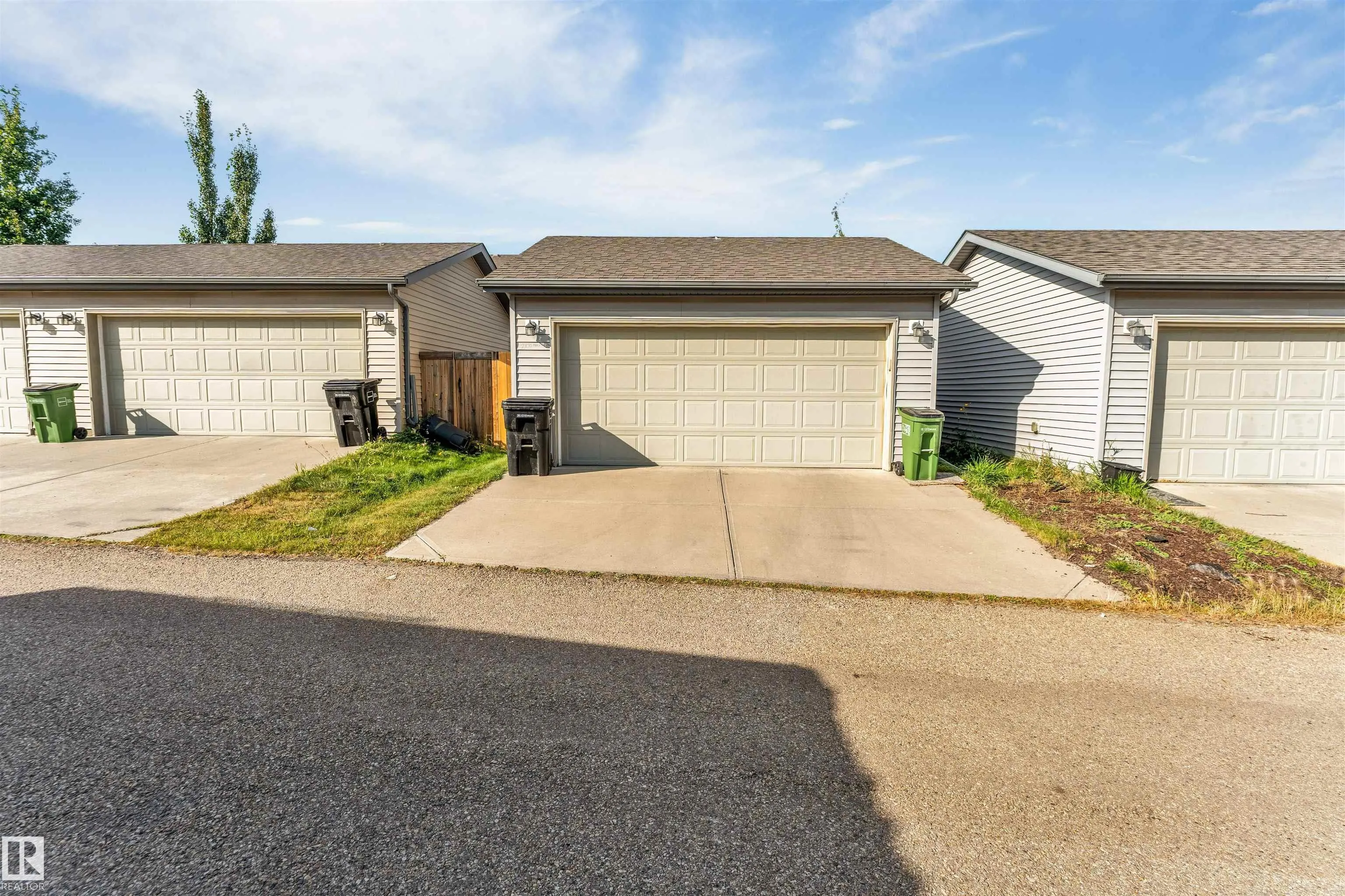 2870 maple Way