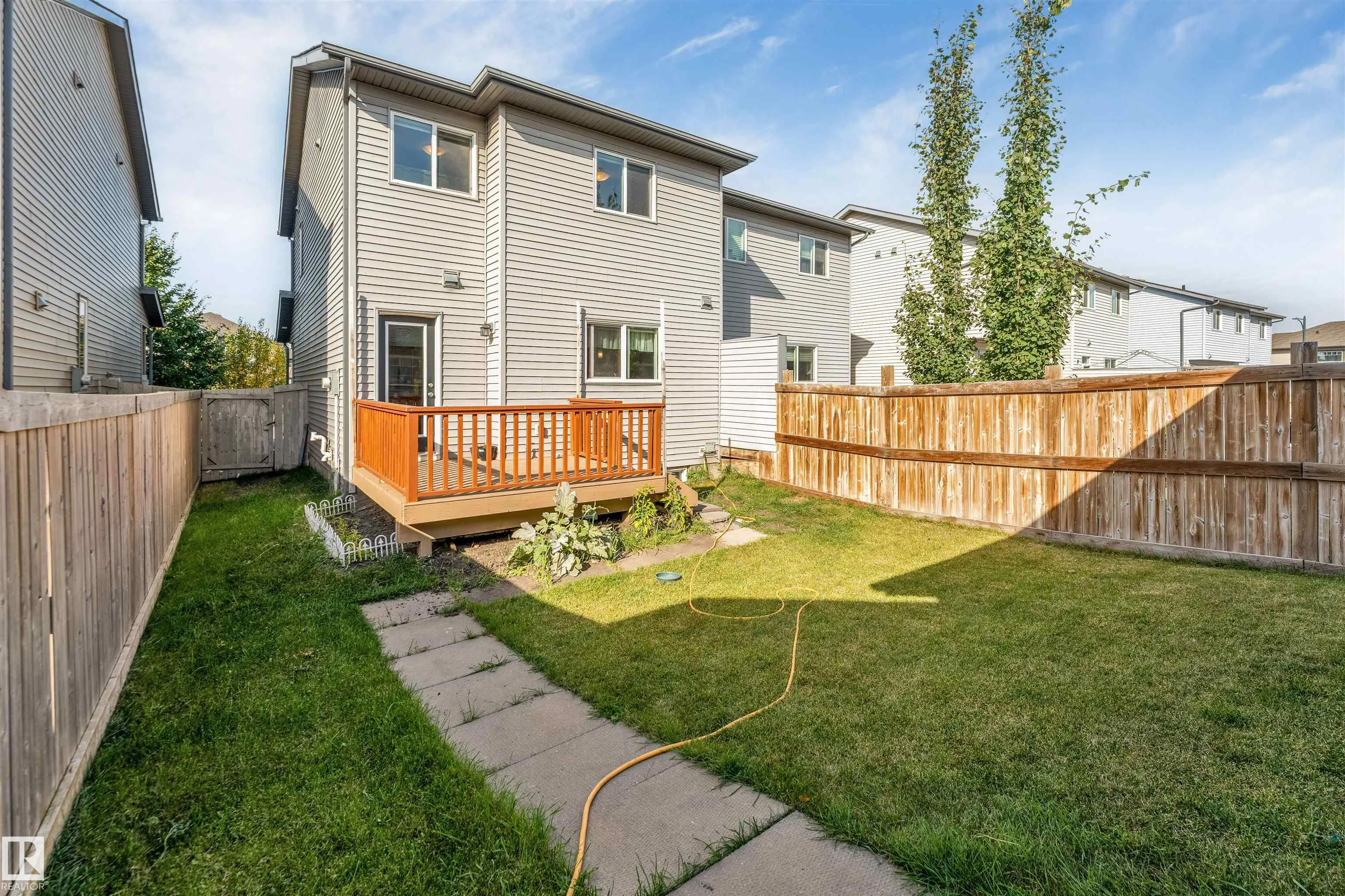 2870 maple Way
